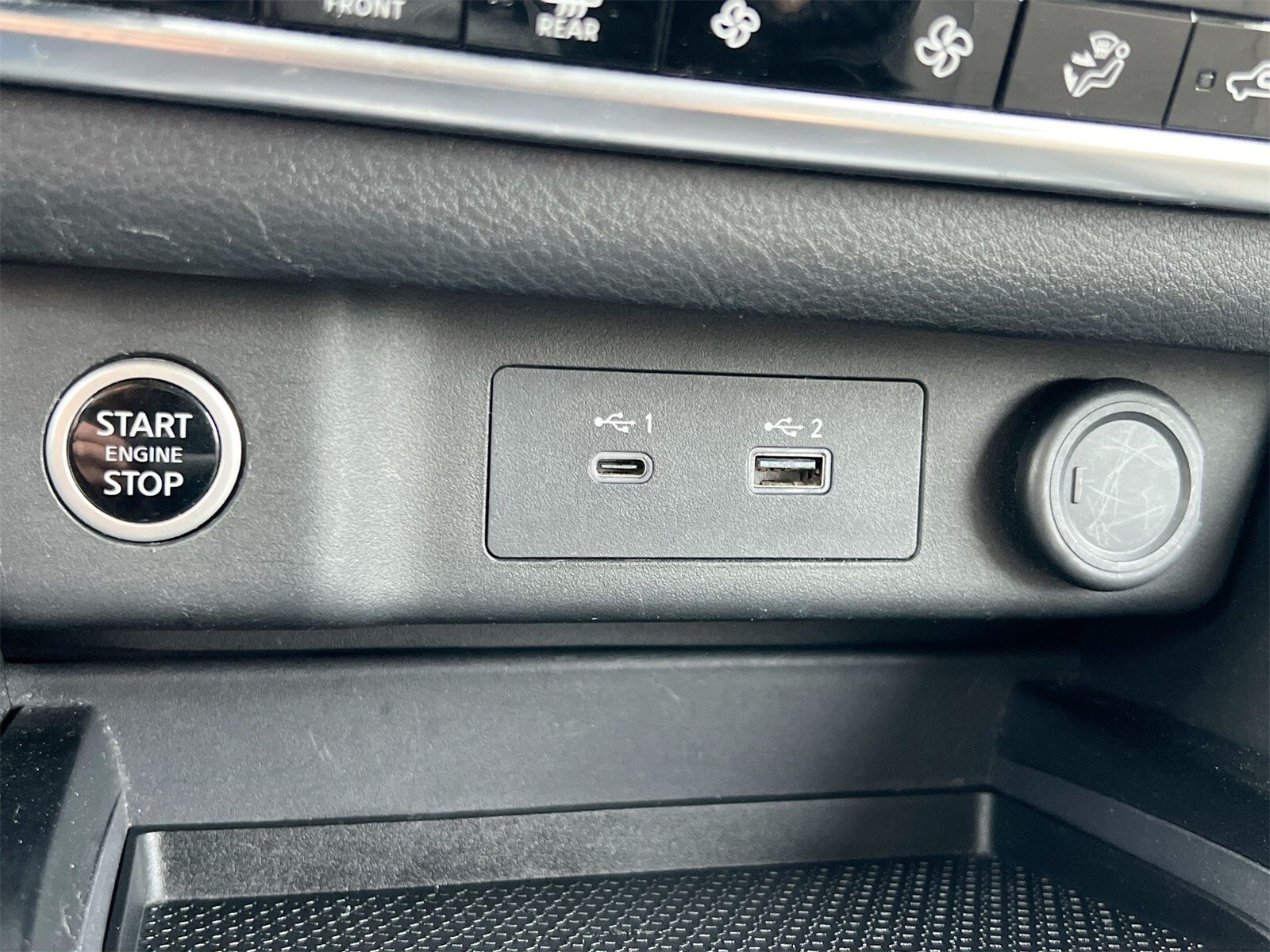 Thumbnail: 2023 Nissan Rogue - 31