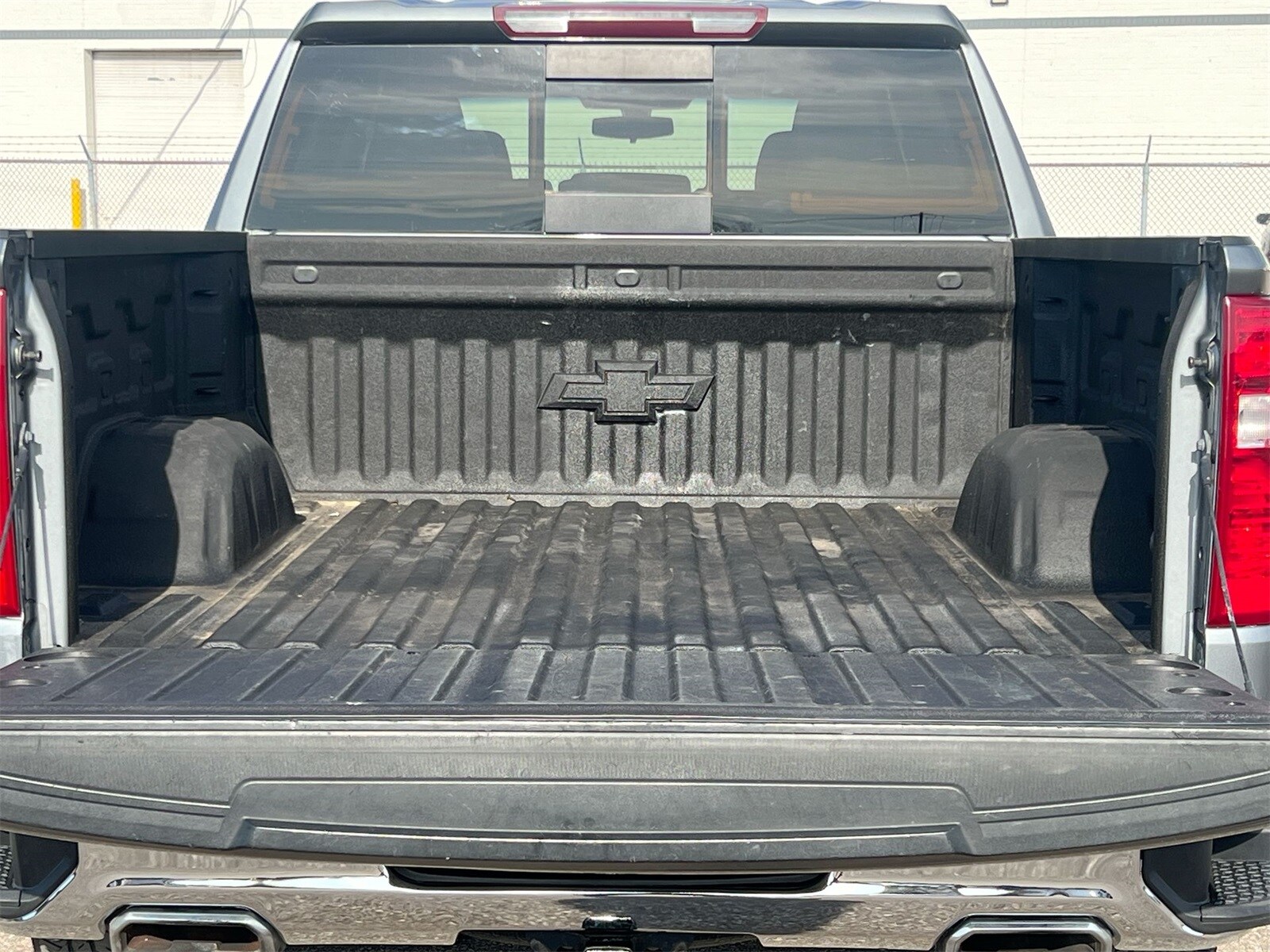 Thumbnail: 2019 Chevrolet Silverado 1500 - 33