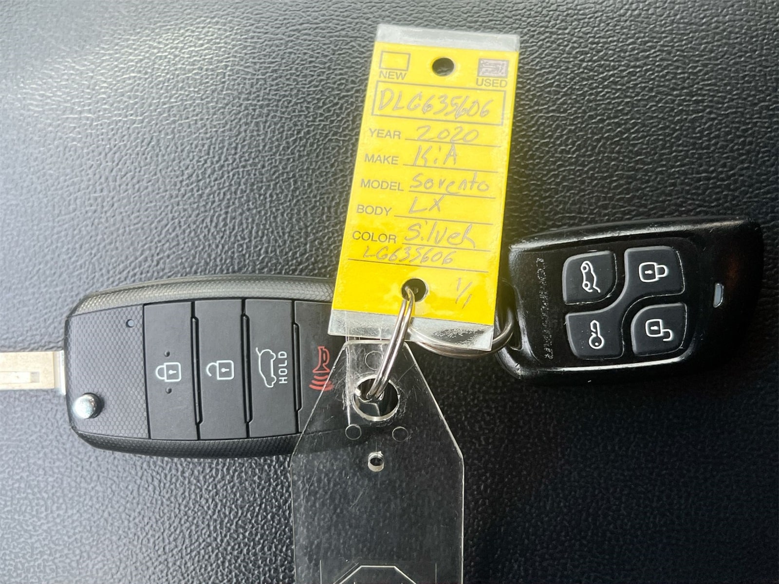 Thumbnail: 2020 Kia Sorento - 36