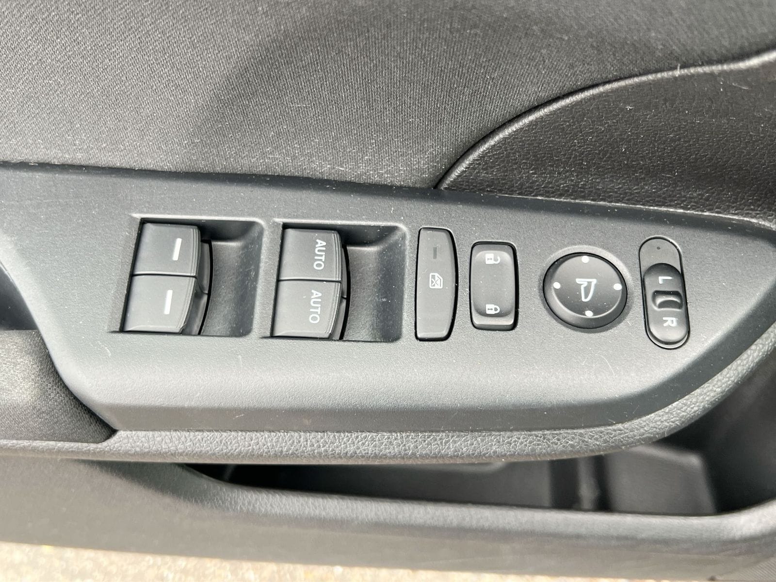 Thumbnail: 2017 Honda Civic - 16