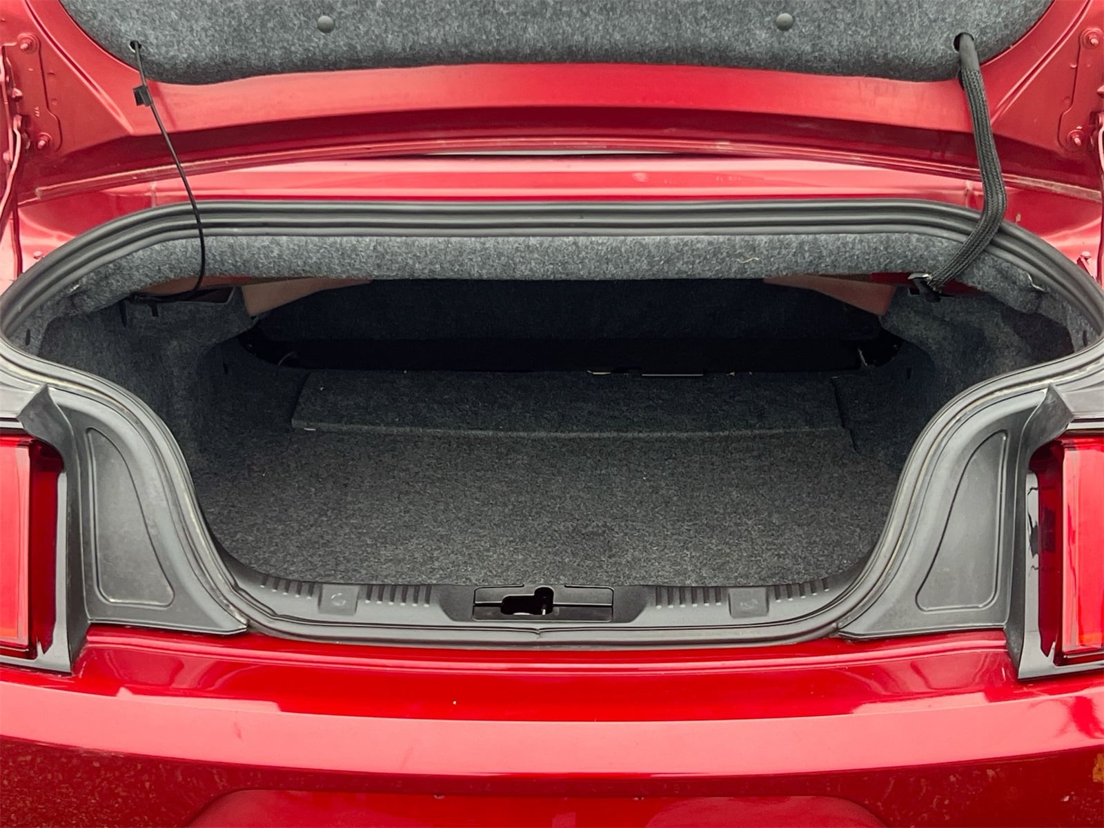 Thumbnail: 2017 Ford Mustang - 34