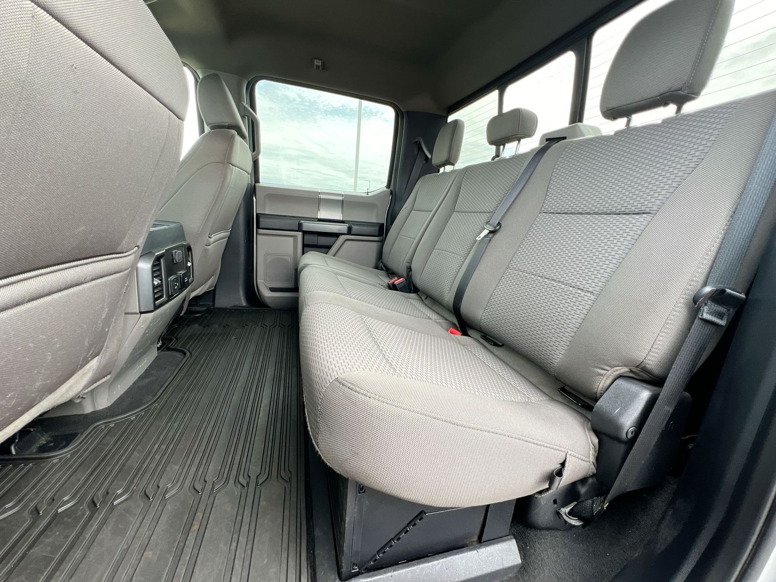 Thumbnail: 2022 Ford F-350 - 19