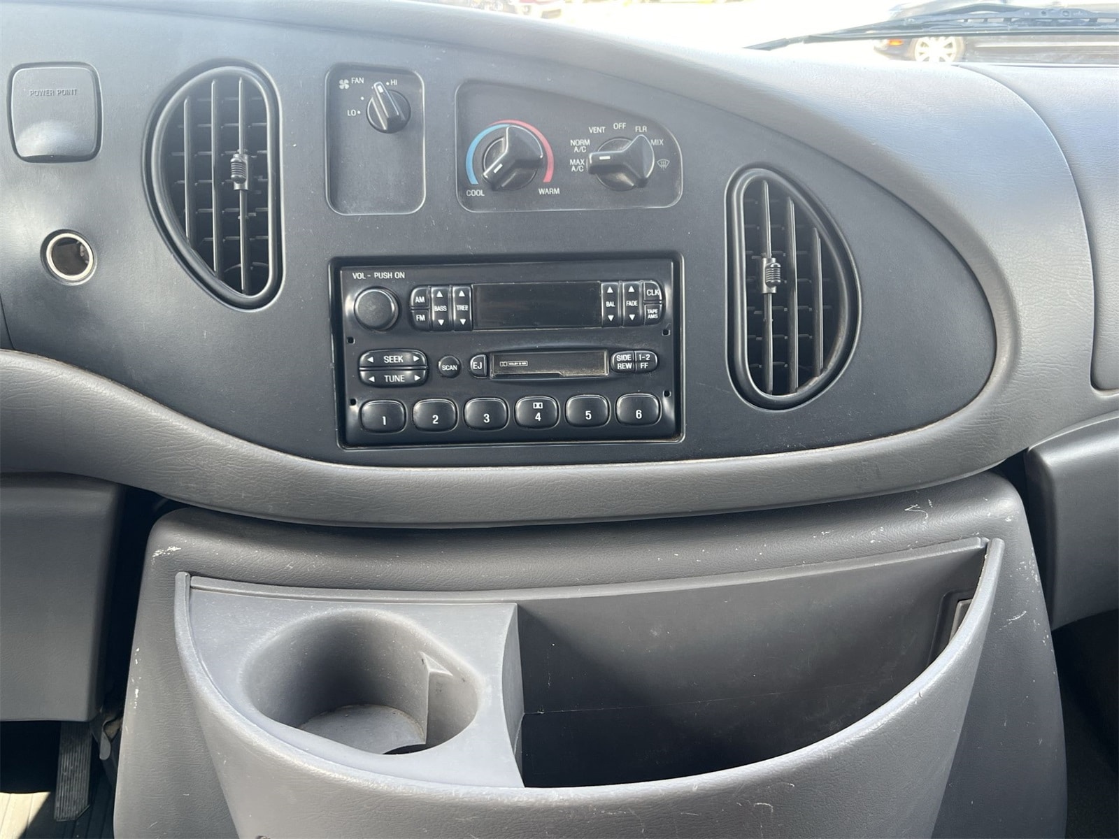 Thumbnail: 1999 Ford Econoline - 21