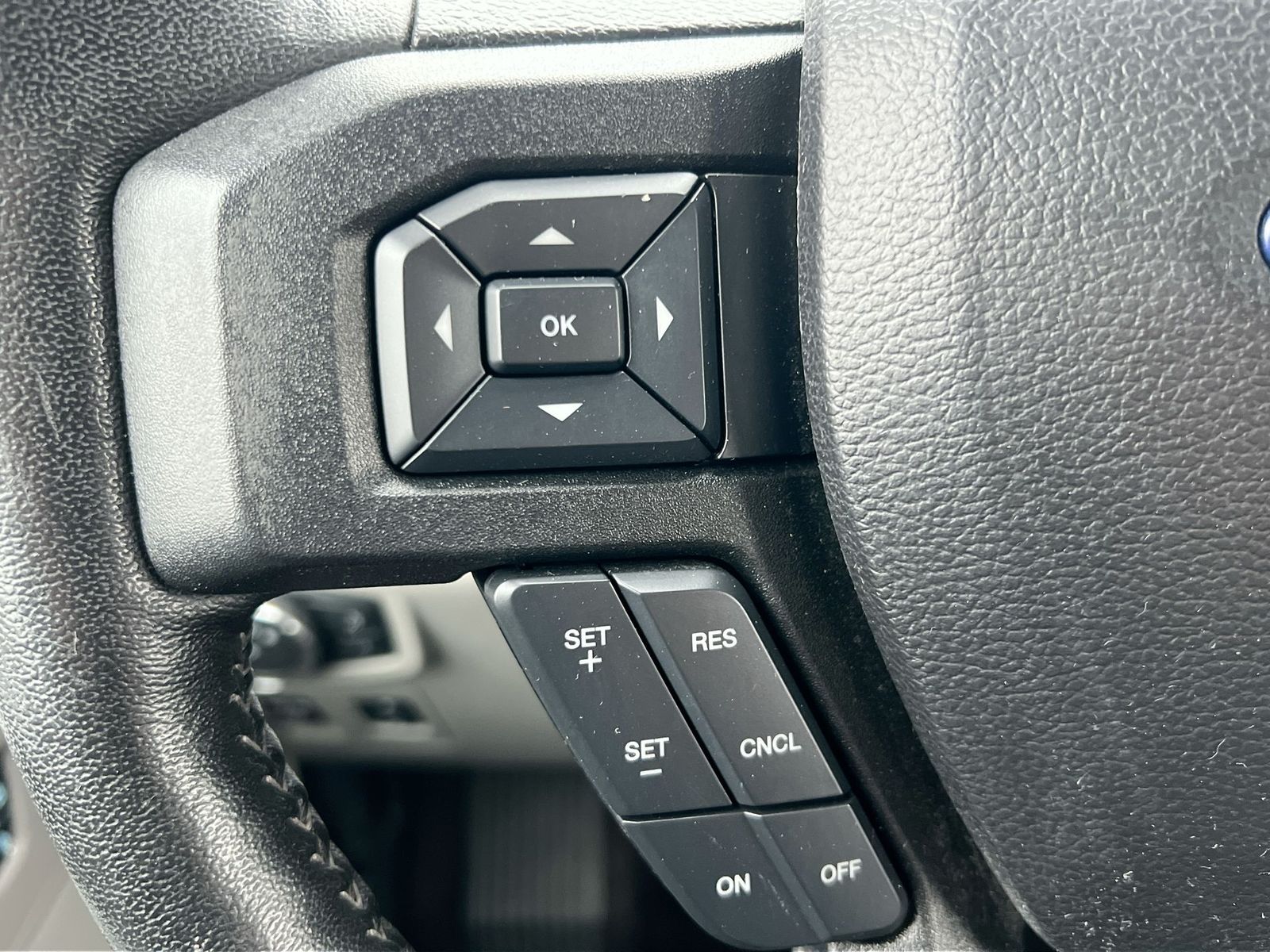 Thumbnail: 2017 Ford F-150 - 23