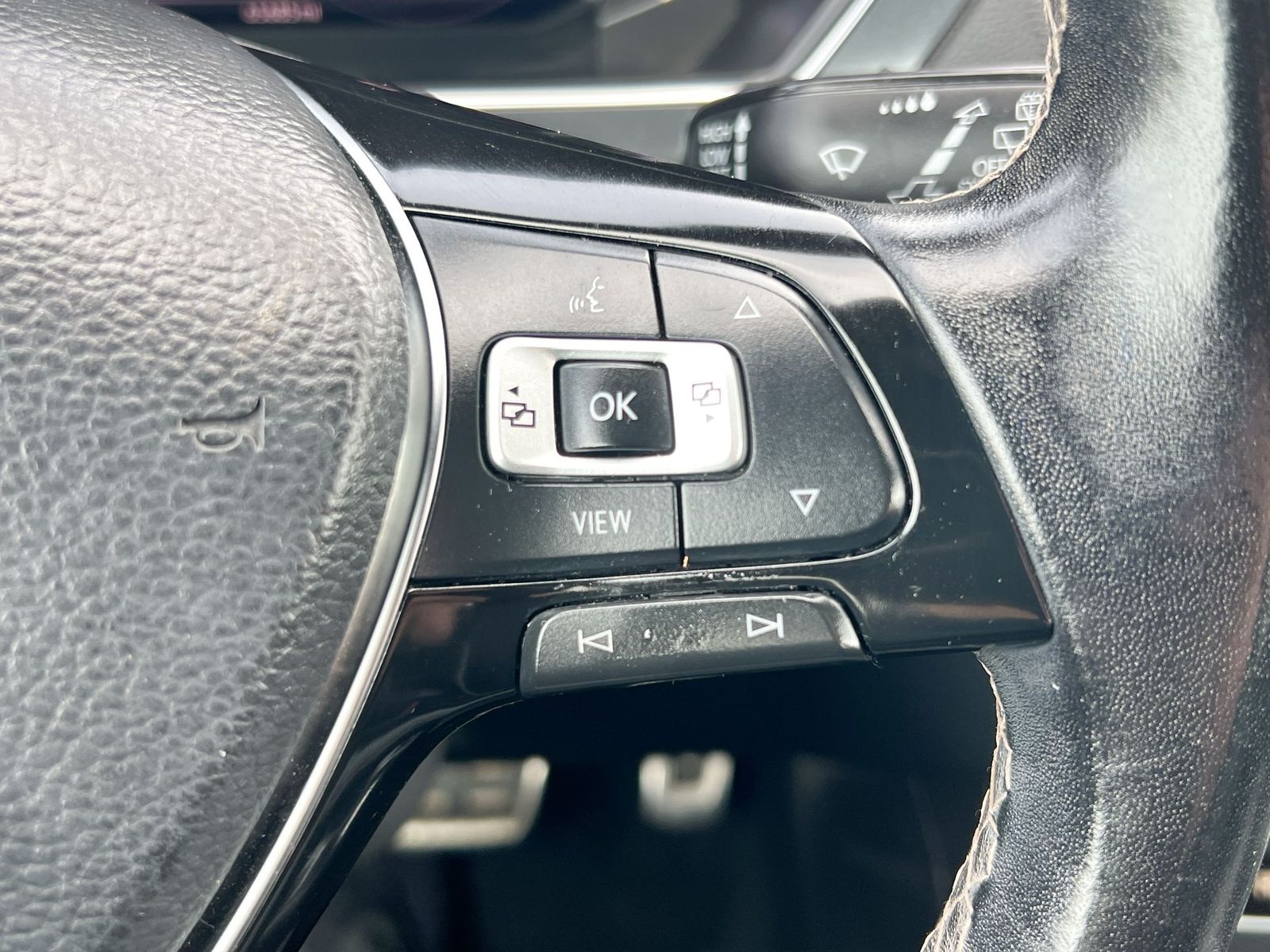 Thumbnail: 2019 Volkswagen Tiguan - 24