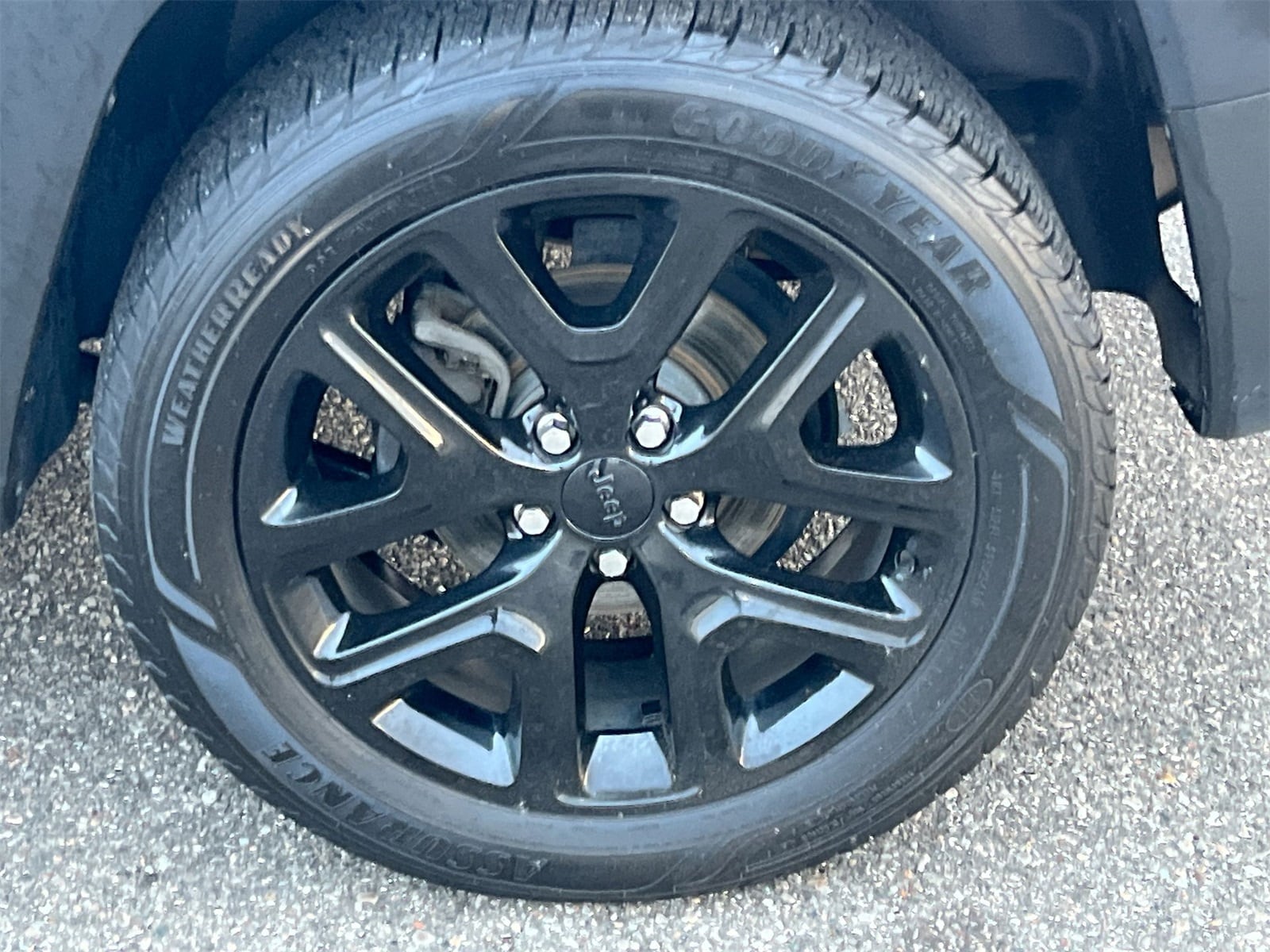 Thumbnail: 2017 Jeep Renegade - 14