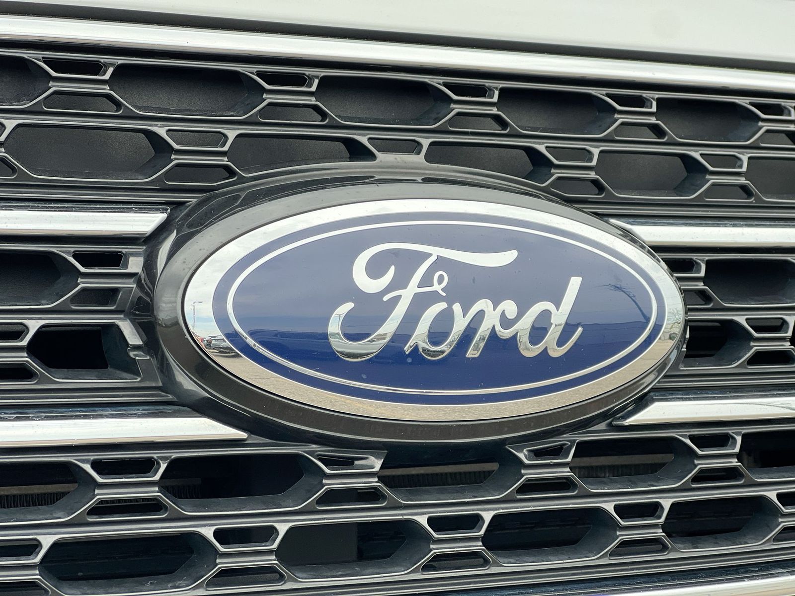 Thumbnail: 2022 Ford Explorer - 13