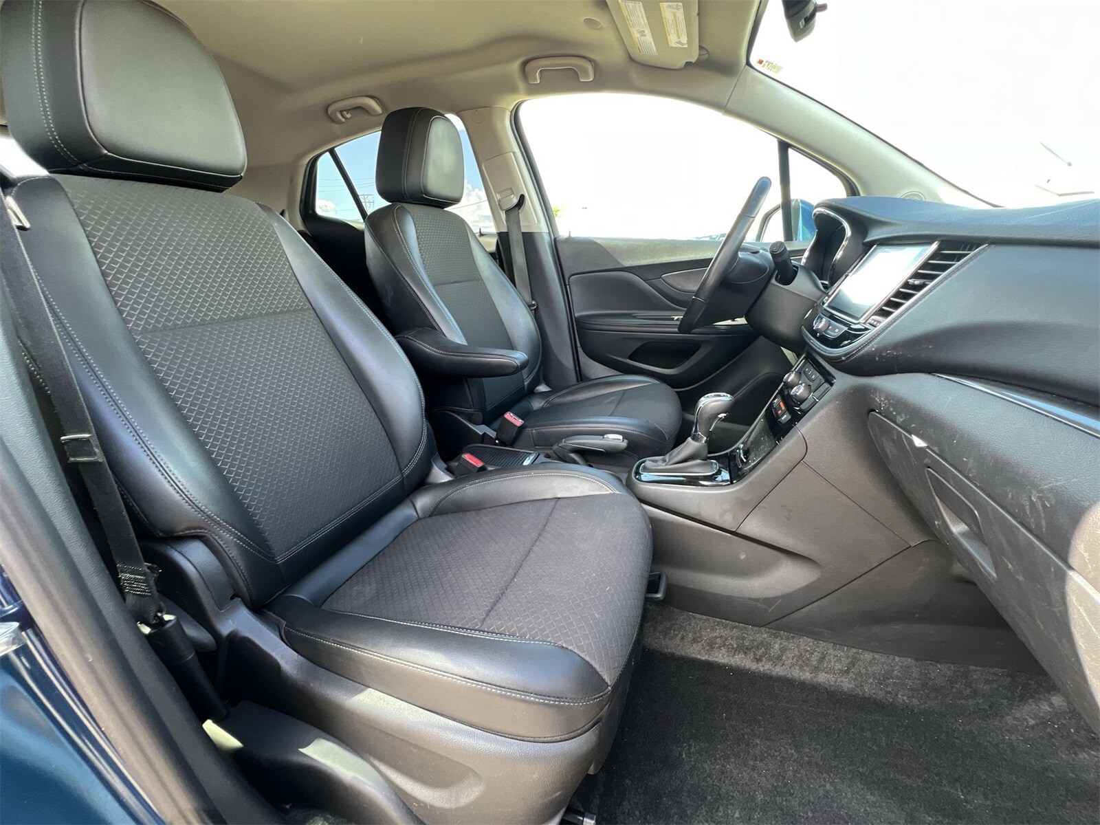Thumbnail: 2019 Buick Encore - 21