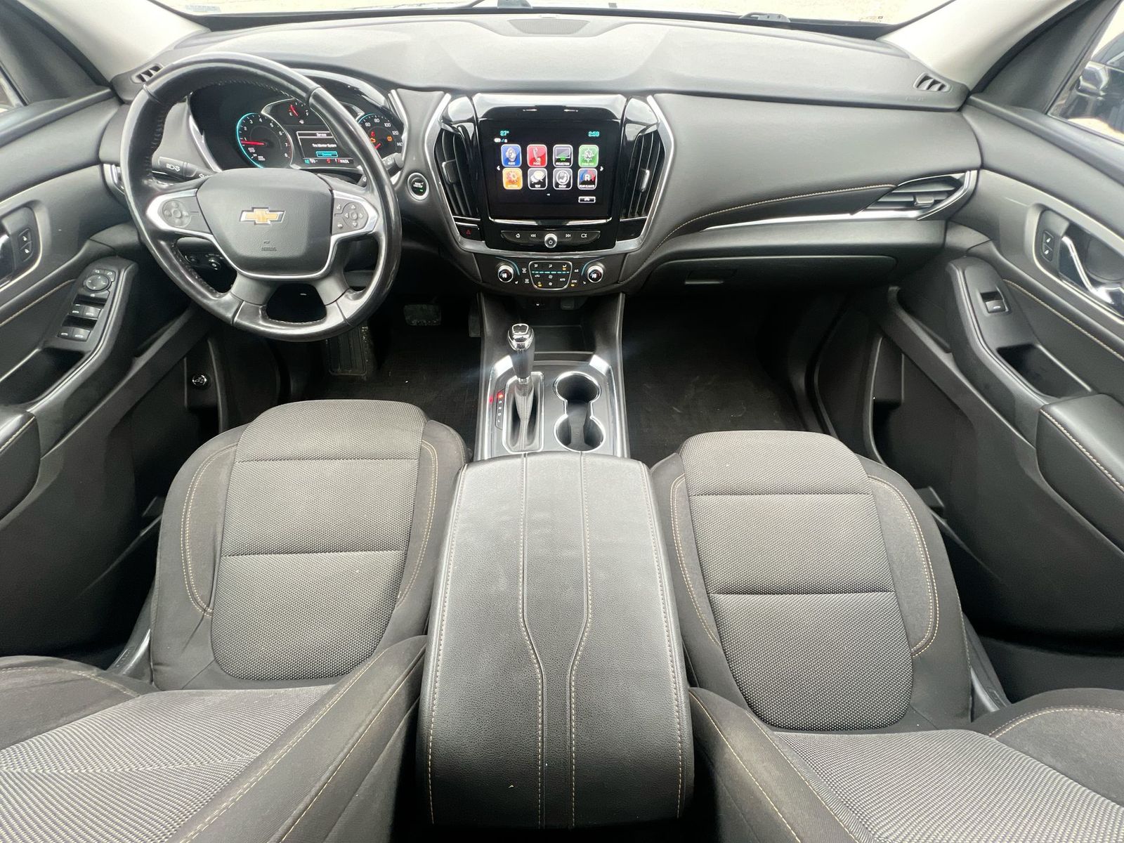 Thumbnail: 2018 Chevrolet Traverse - 15