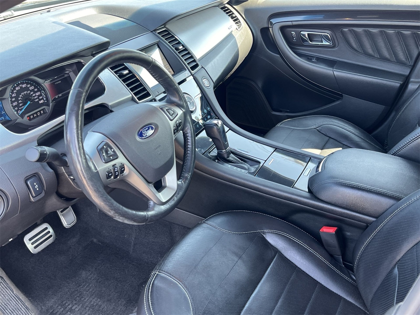 Thumbnail: 2017 Ford Taurus - 10
