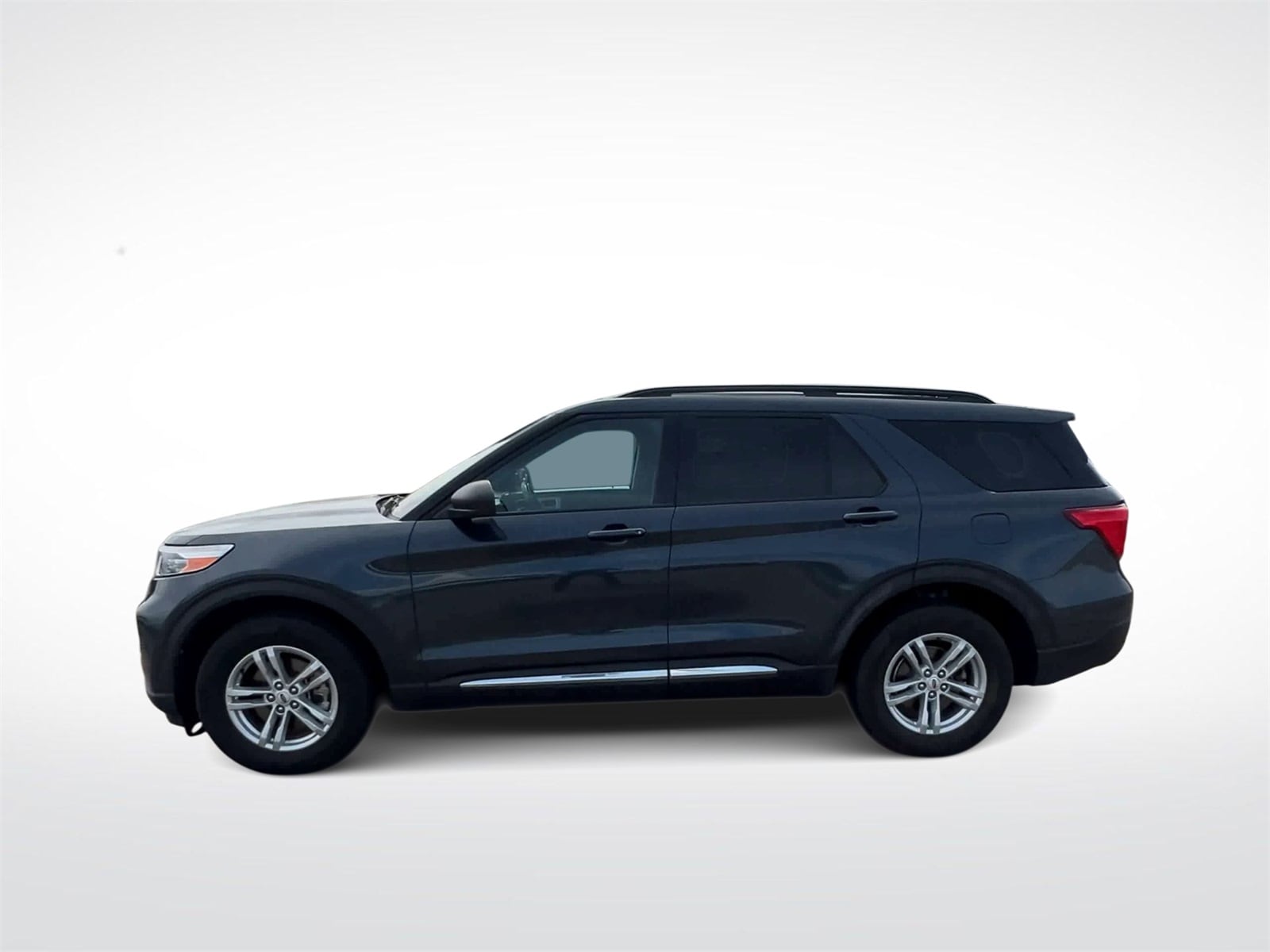 Thumbnail: 2022 Ford Explorer - 5