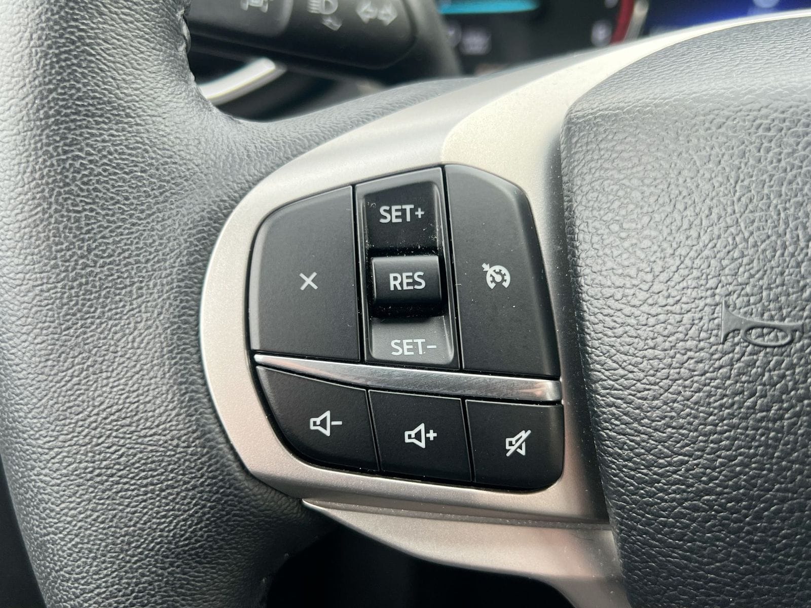 Thumbnail: 2024 Ford Explorer - 23