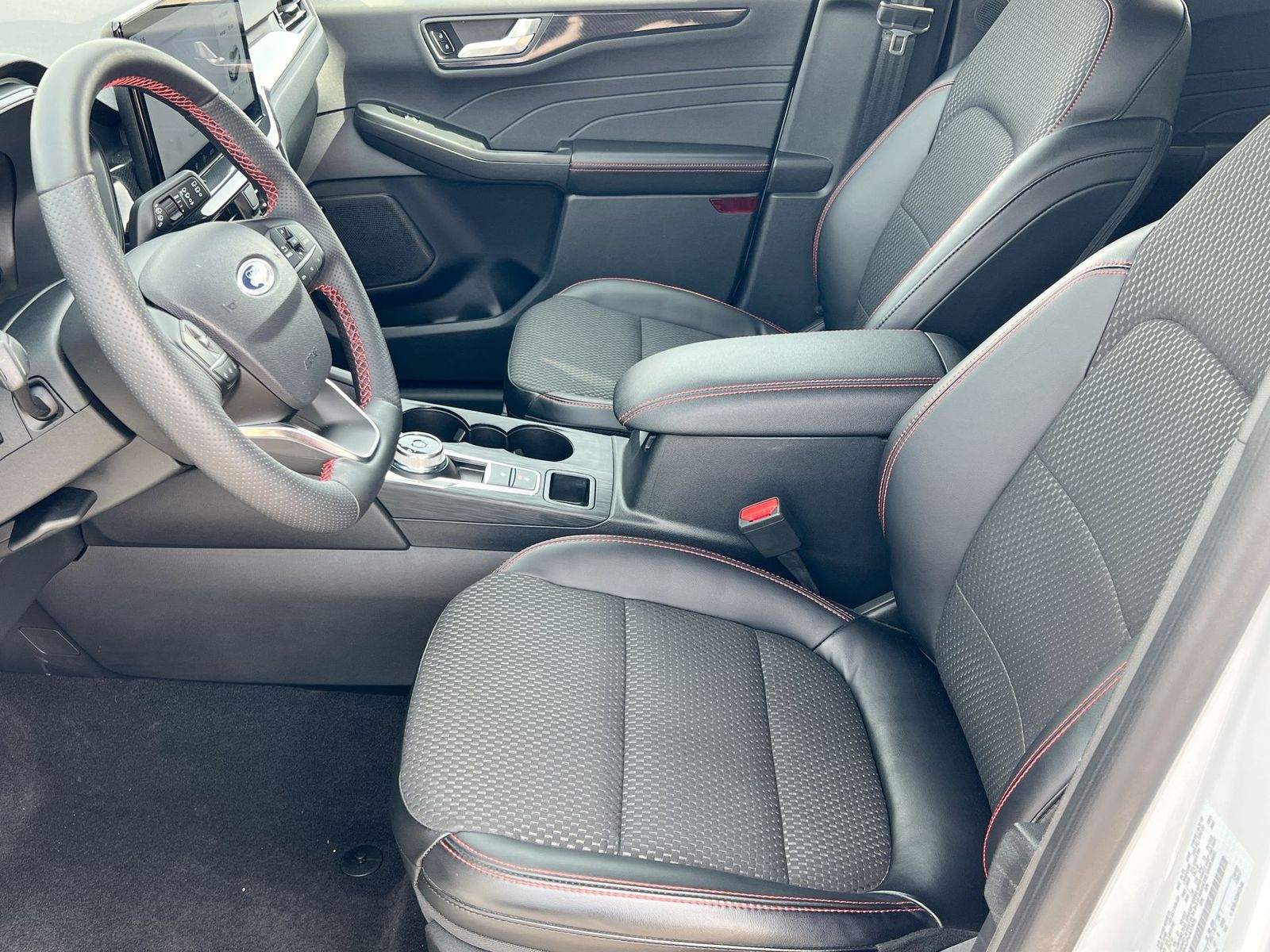 Thumbnail: 2023 Ford Escape - 10