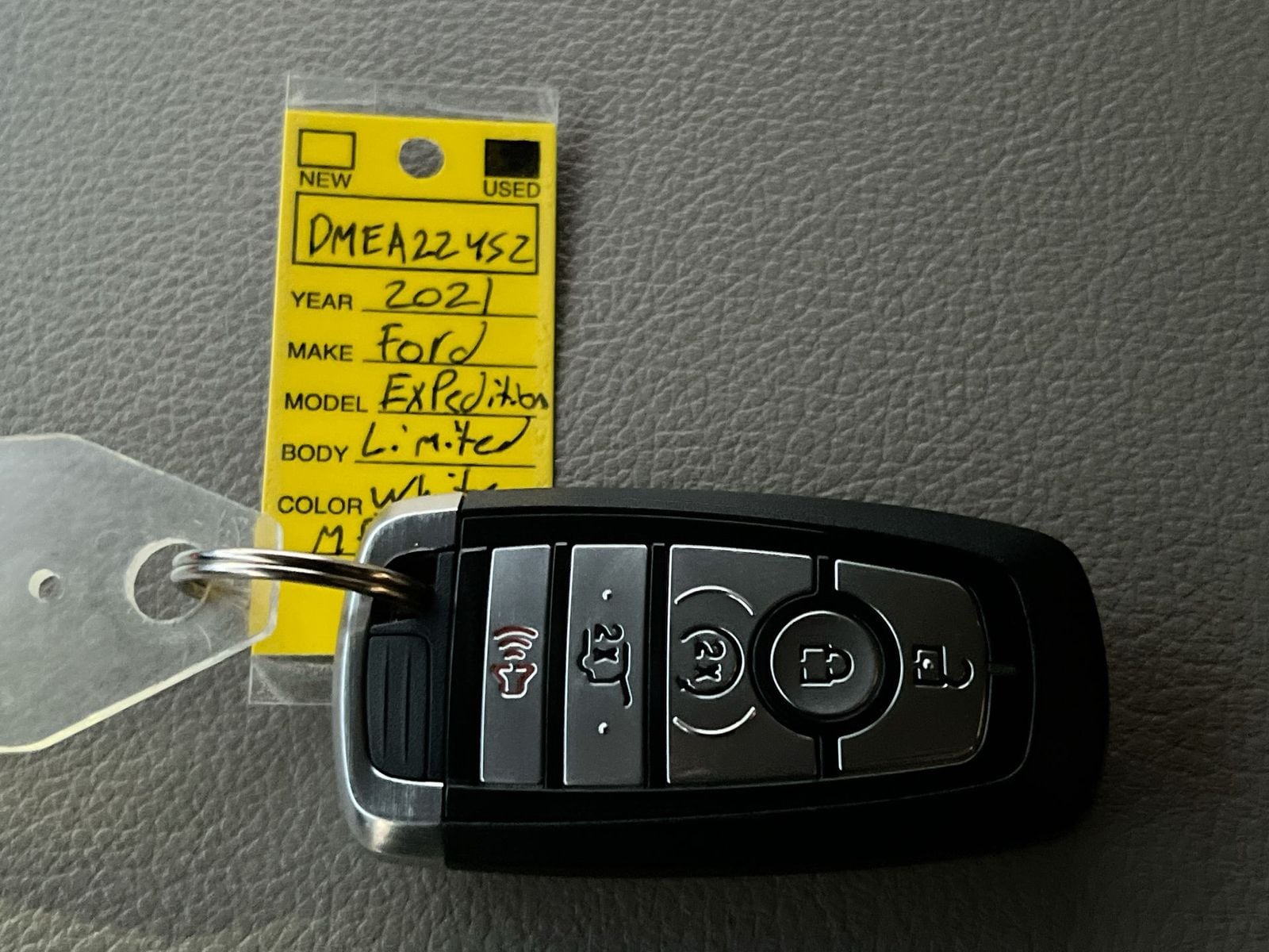 Thumbnail: 2021 Ford Expedition - 34