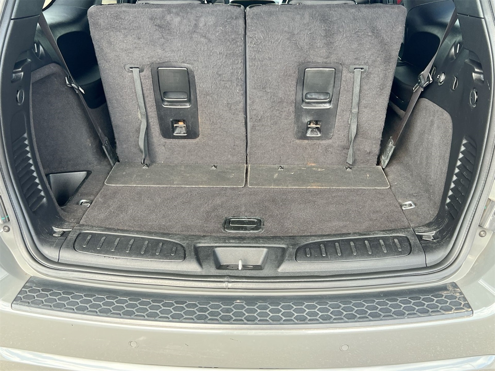 Thumbnail: 2019 Dodge Durango - 32