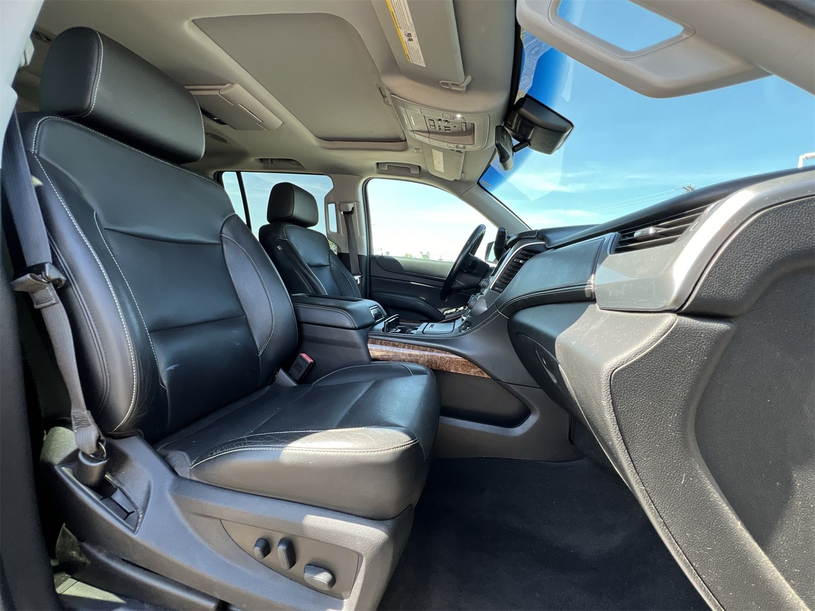 Thumbnail: 2019 Chevrolet Suburban - 22