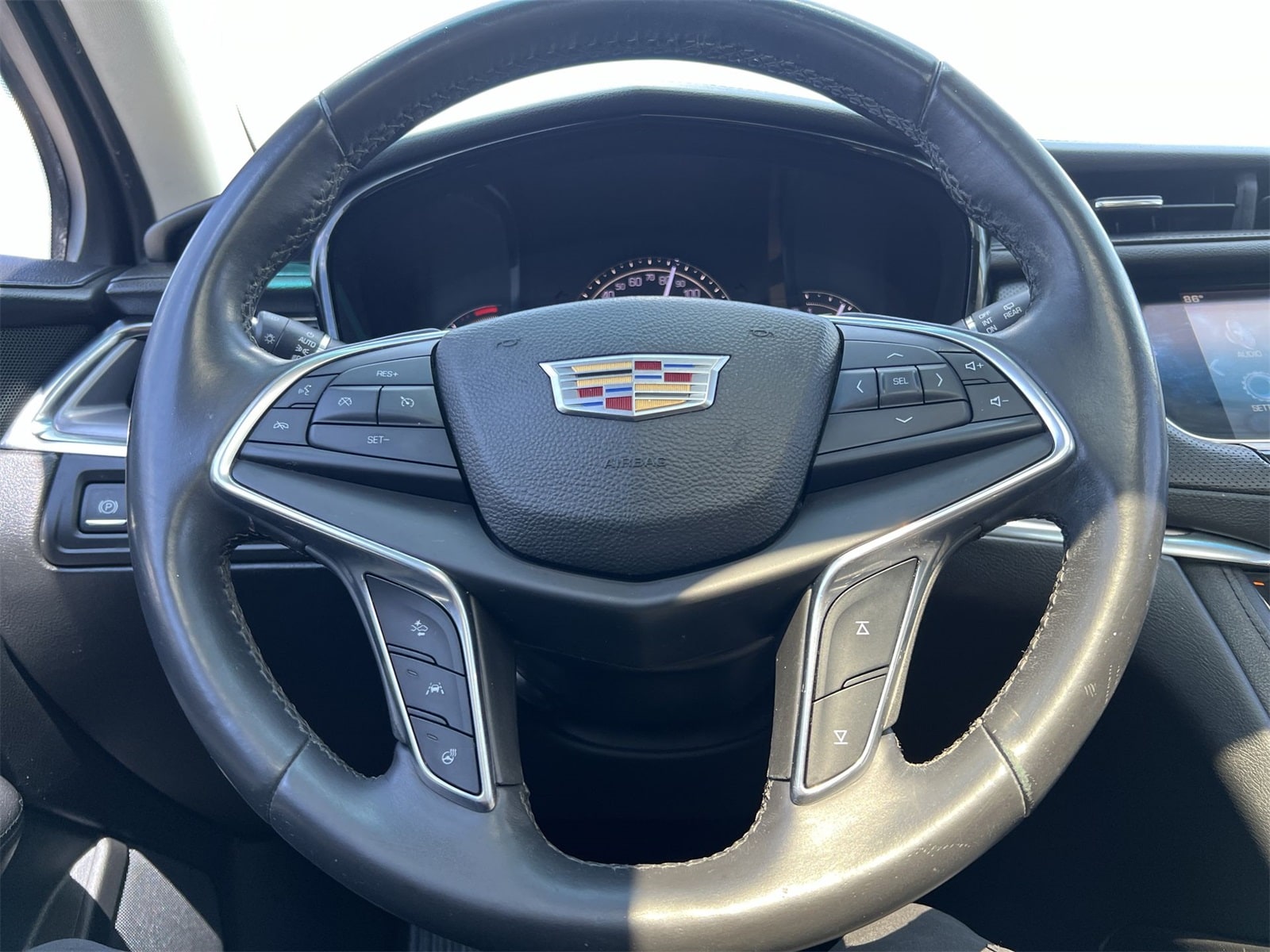 Thumbnail: 2017 Cadillac XT5 - 23