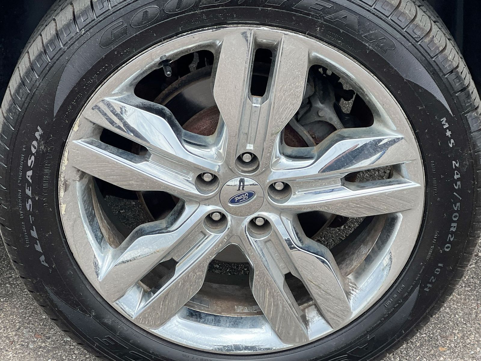 Thumbnail: 2013 Ford Edge - 14