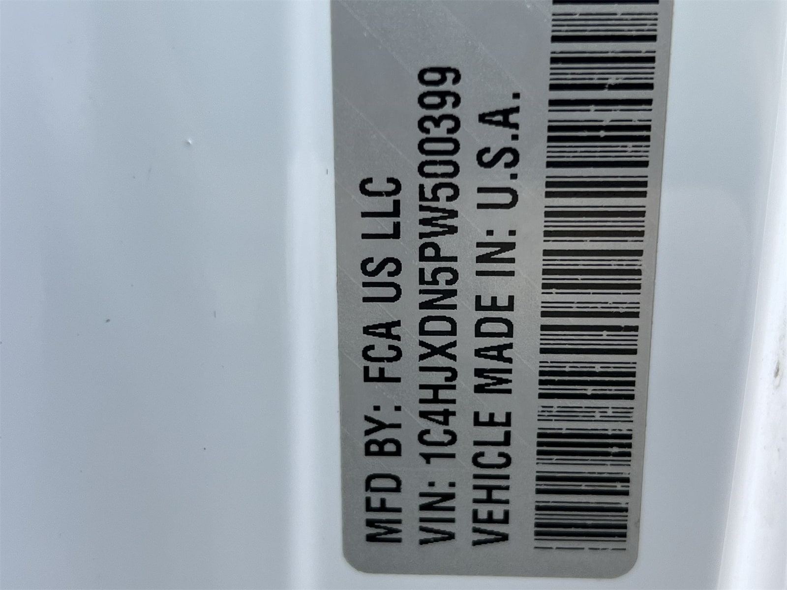 Thumbnail: 2023 Jeep Wrangler - 36