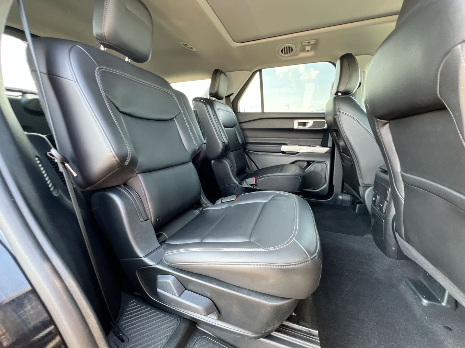 Thumbnail: 2024 Ford Explorer - 20
