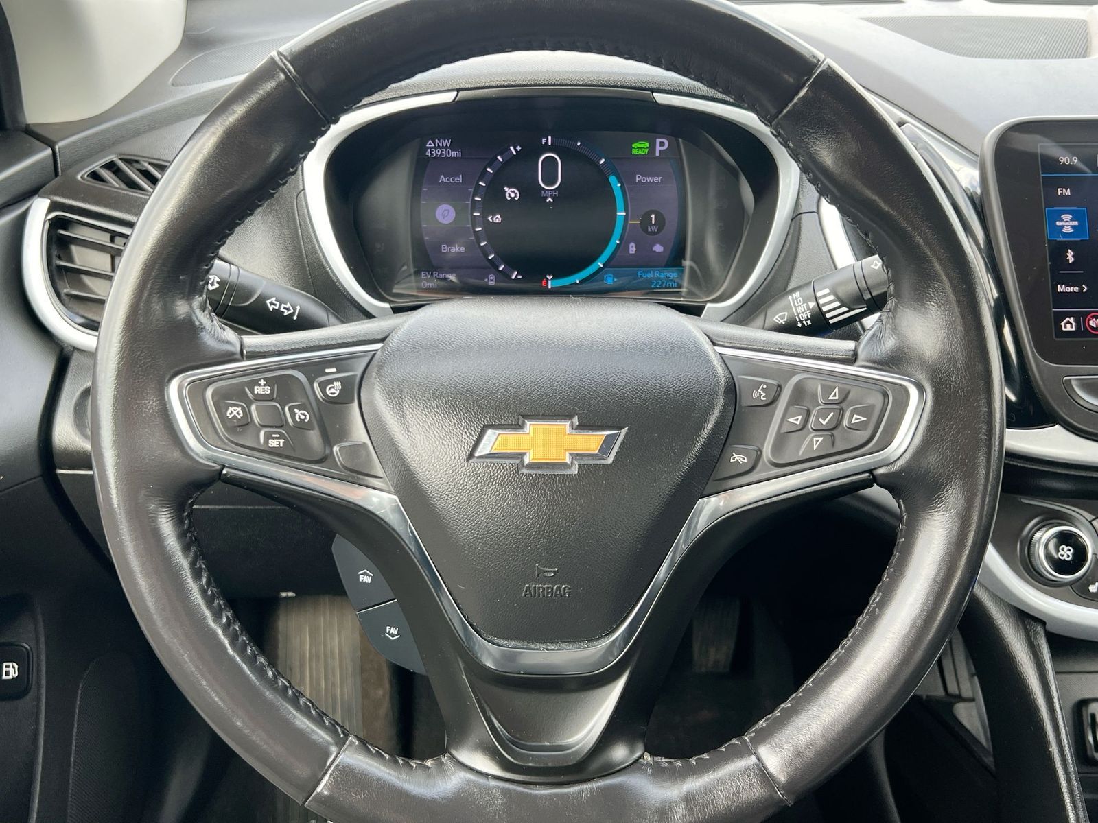 Thumbnail: 2019 Chevrolet Volt - 22