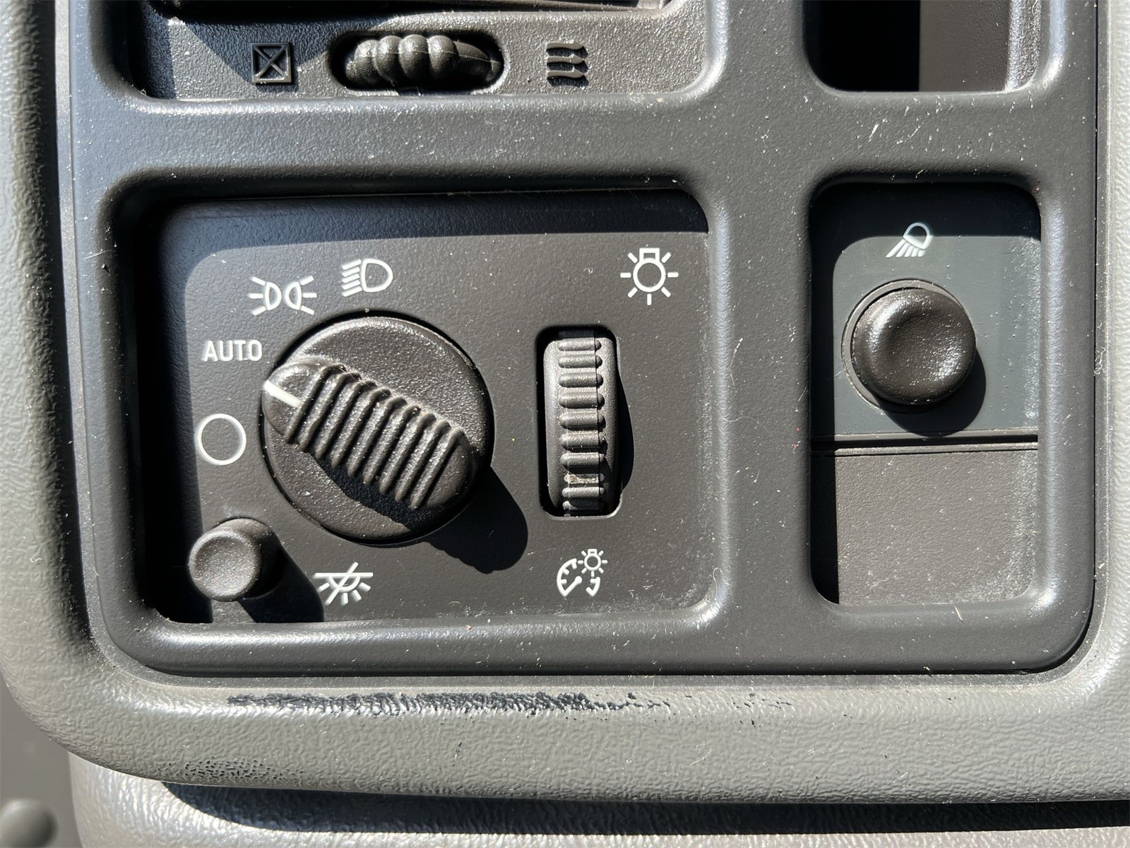 Thumbnail: 2007 Chevrolet Silverado 1500 - 17
