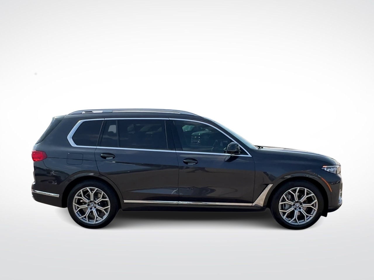 Thumbnail: 2021 BMW X7 - 9