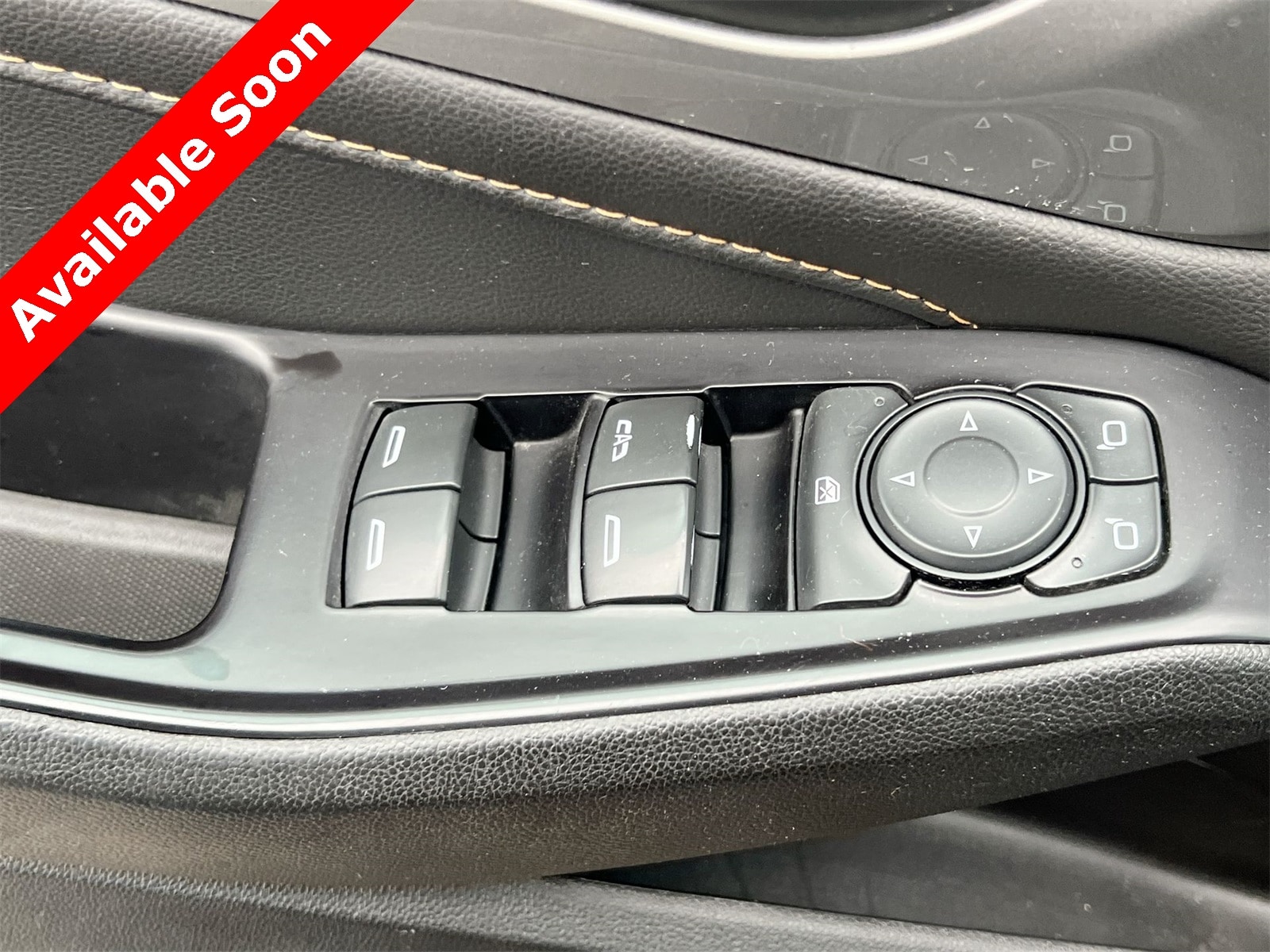 Thumbnail: 2018 Chevrolet Traverse - 17