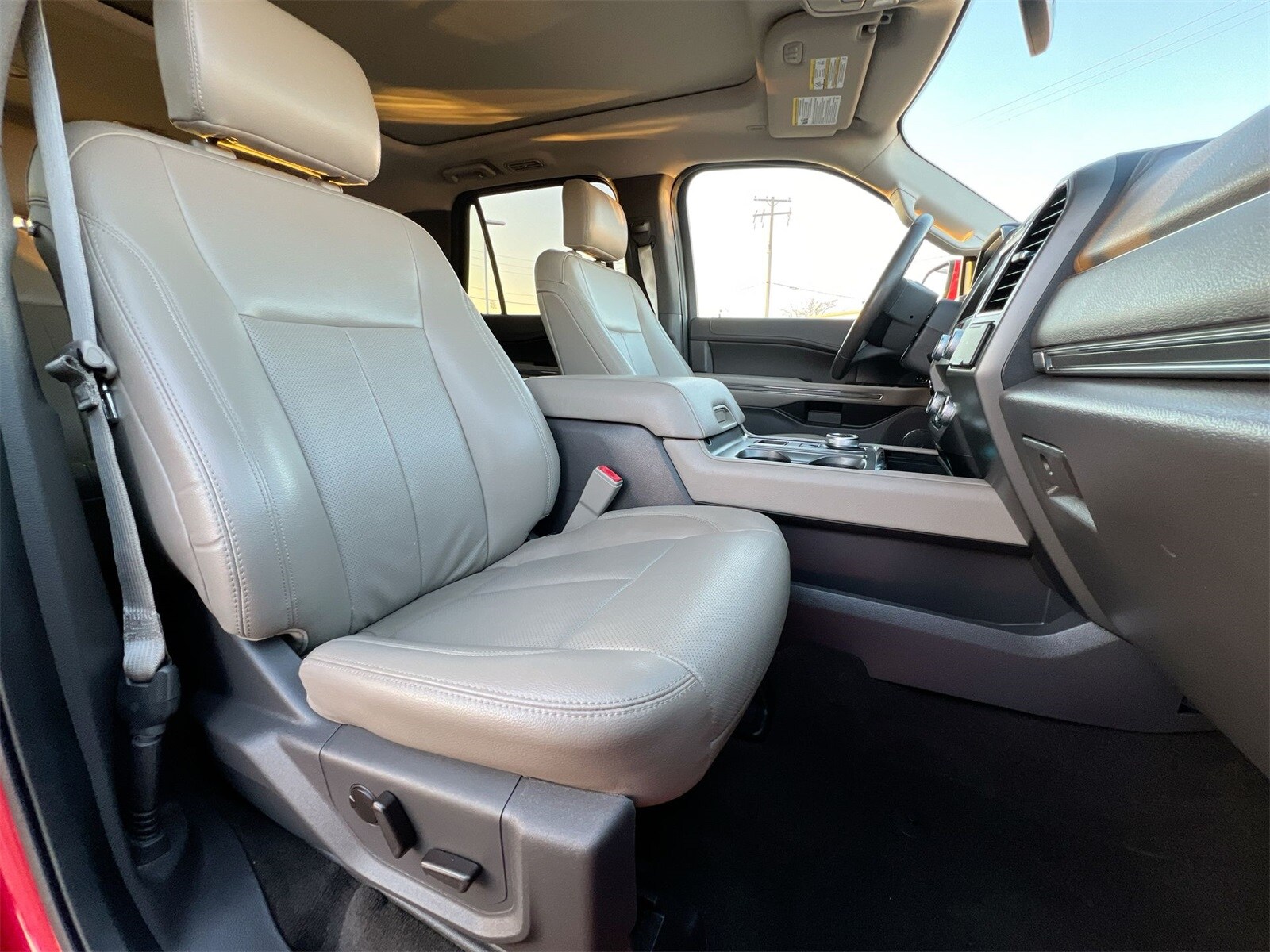 Thumbnail: 2020 Ford Expedition - 21