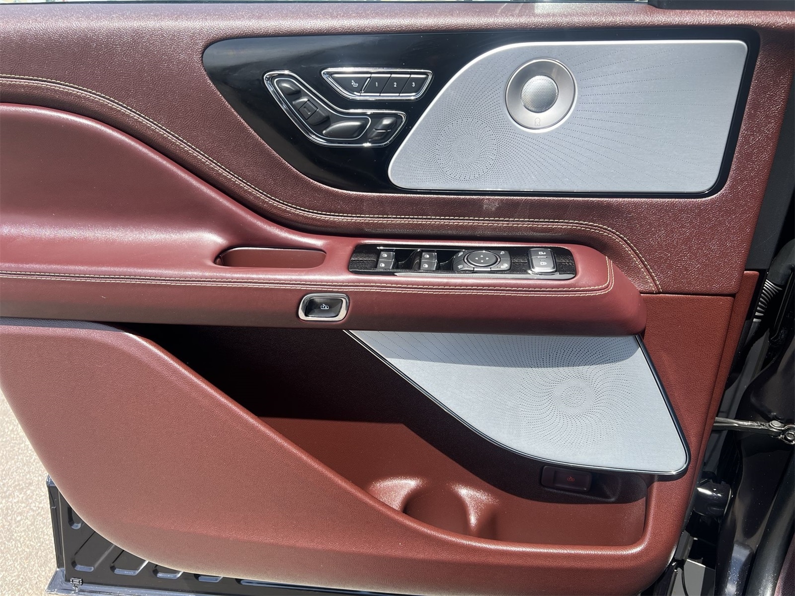 2020 Lincoln Aviator Black Label 33