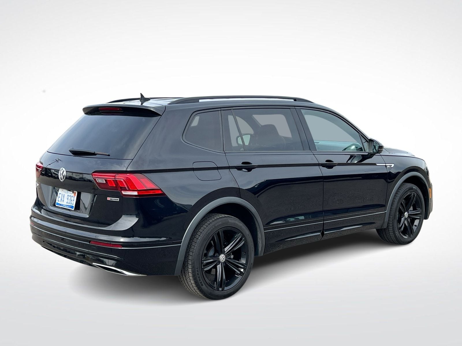 Thumbnail: 2019 Volkswagen Tiguan - 8
