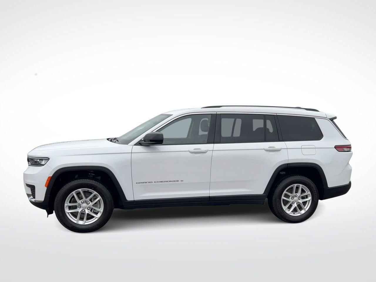 2022 Jeep Grand Cherokee L Laredo 5