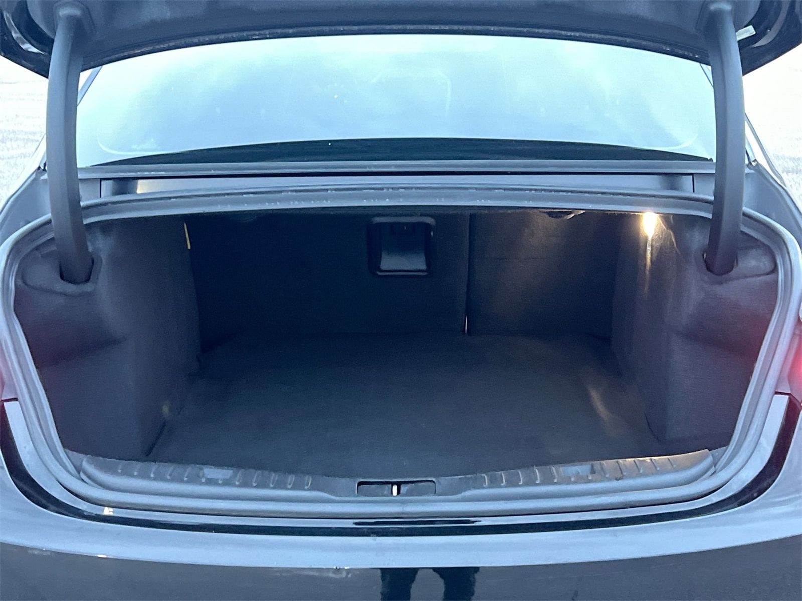 Thumbnail: 2018 Lincoln MKZ - 34