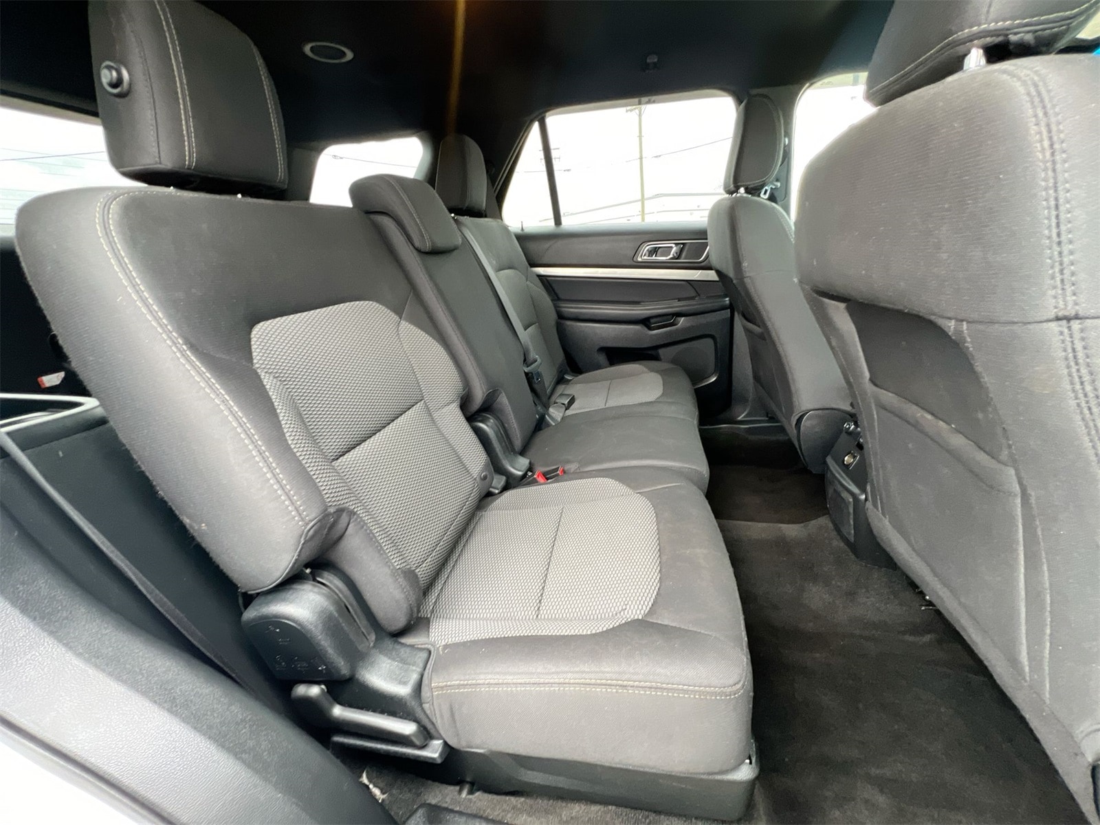 Thumbnail: 2018 Ford Explorer - 21