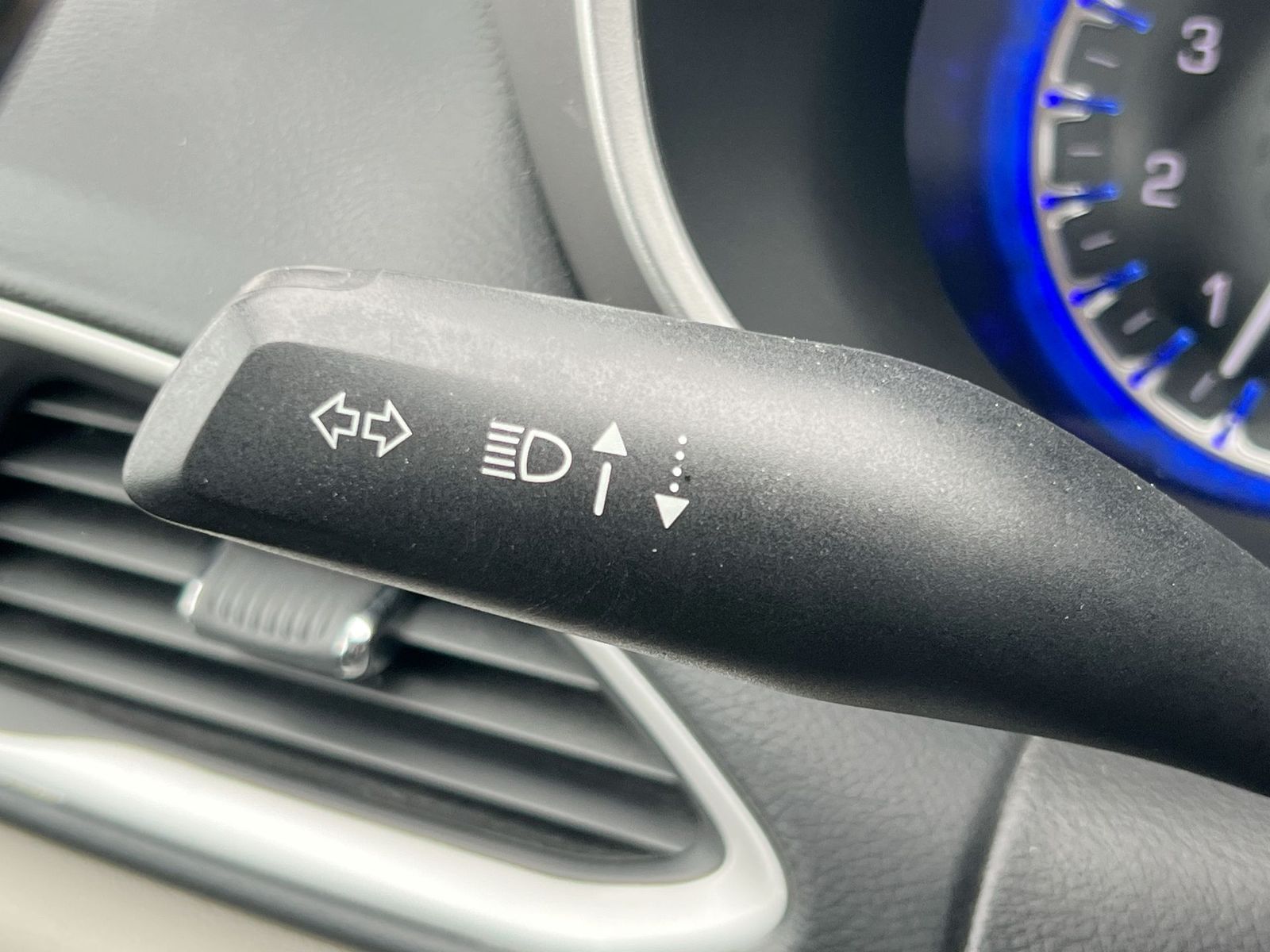 Thumbnail: 2023 Chrysler Pacifica - 26