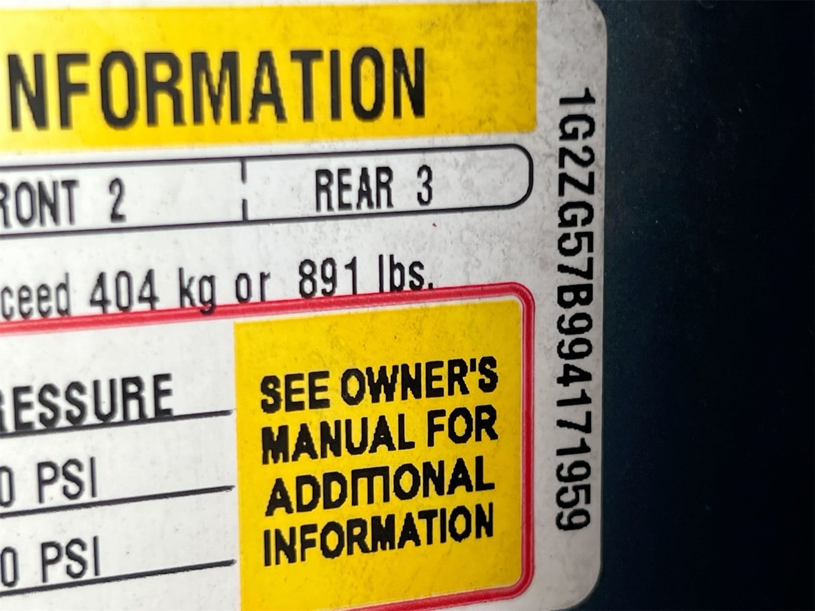 Thumbnail: 2009 Pontiac G6 - 34