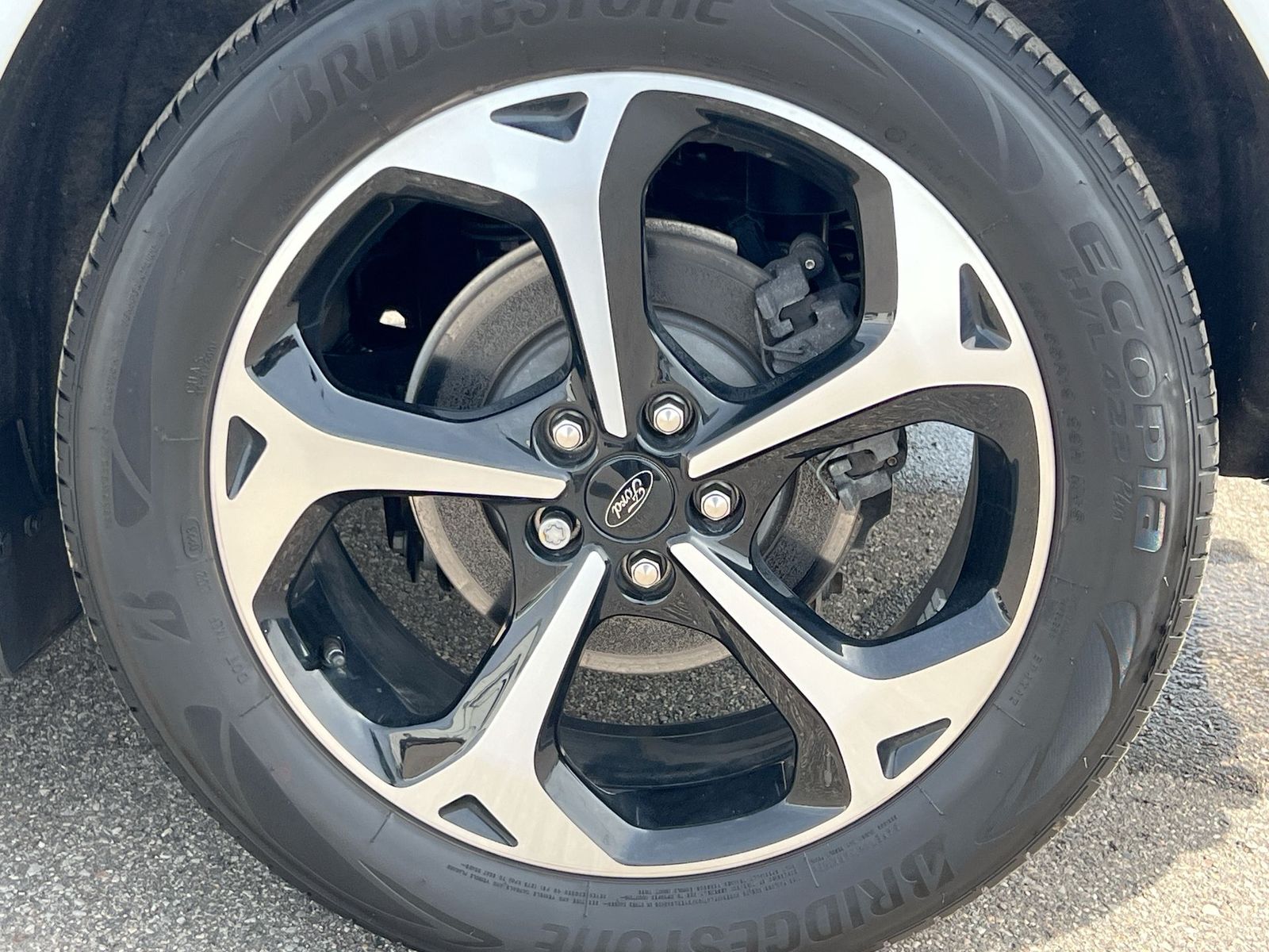 Thumbnail: 2023 Ford Escape - 14