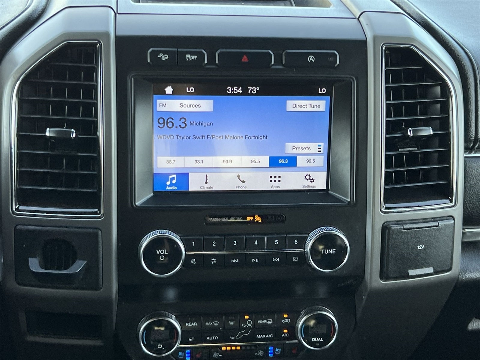 Thumbnail: 2019 Ford Expedition - 26