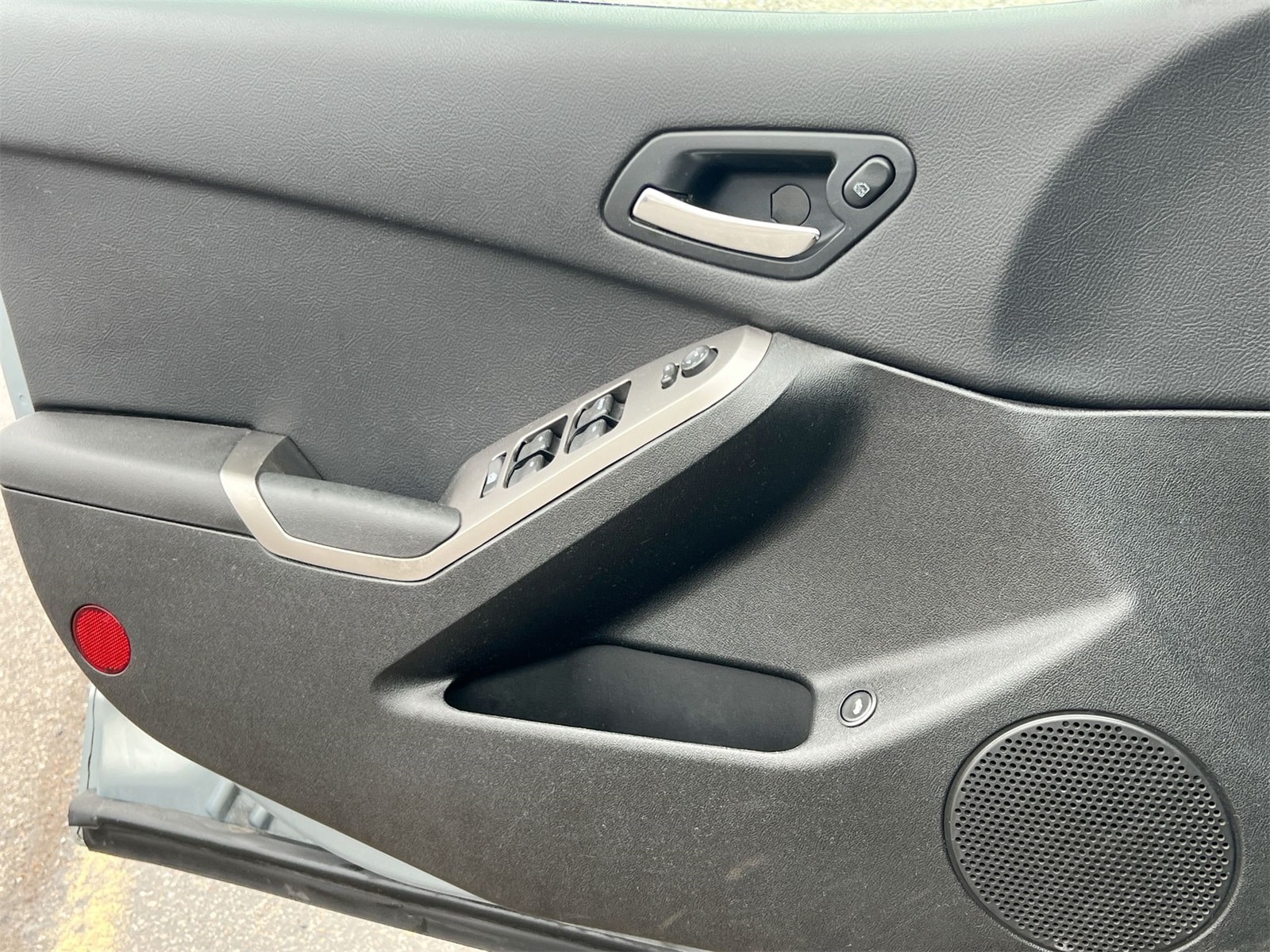 Thumbnail: 2009 Pontiac G6 - 28