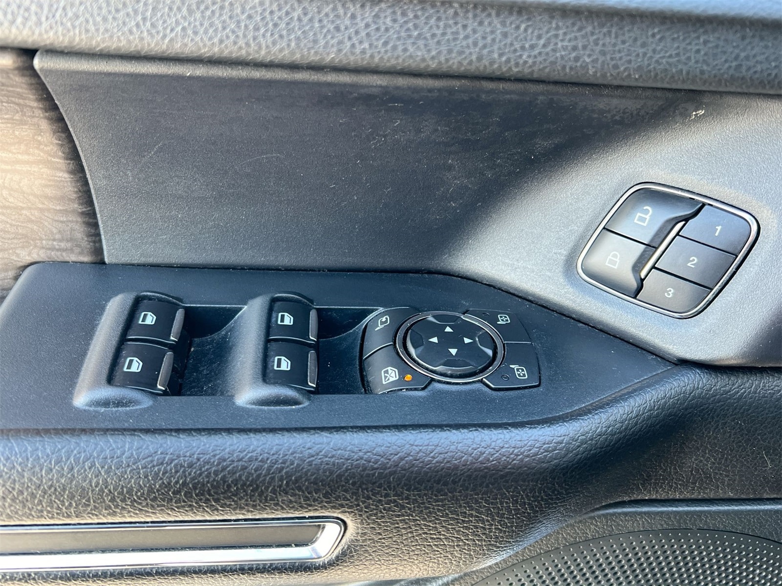 Thumbnail: 2018 Ford Expedition - 17