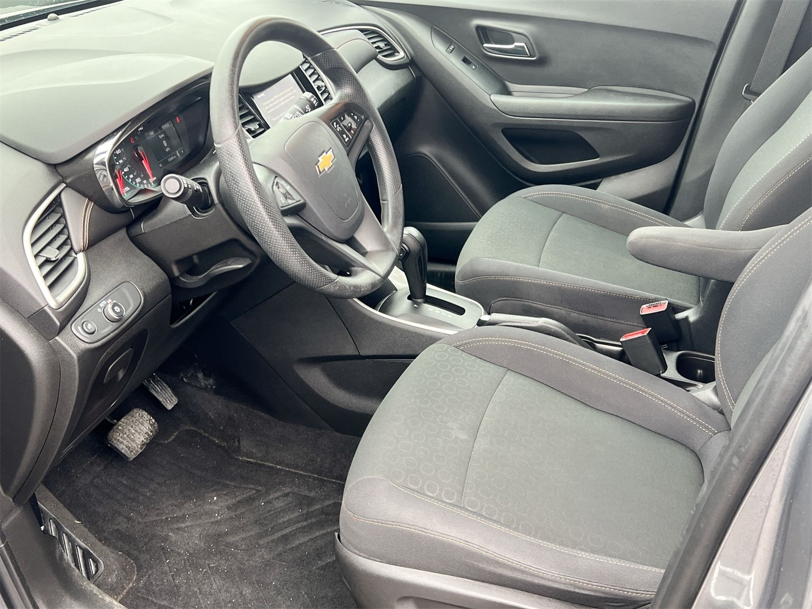 Thumbnail: 2020 Chevrolet Trax - 10