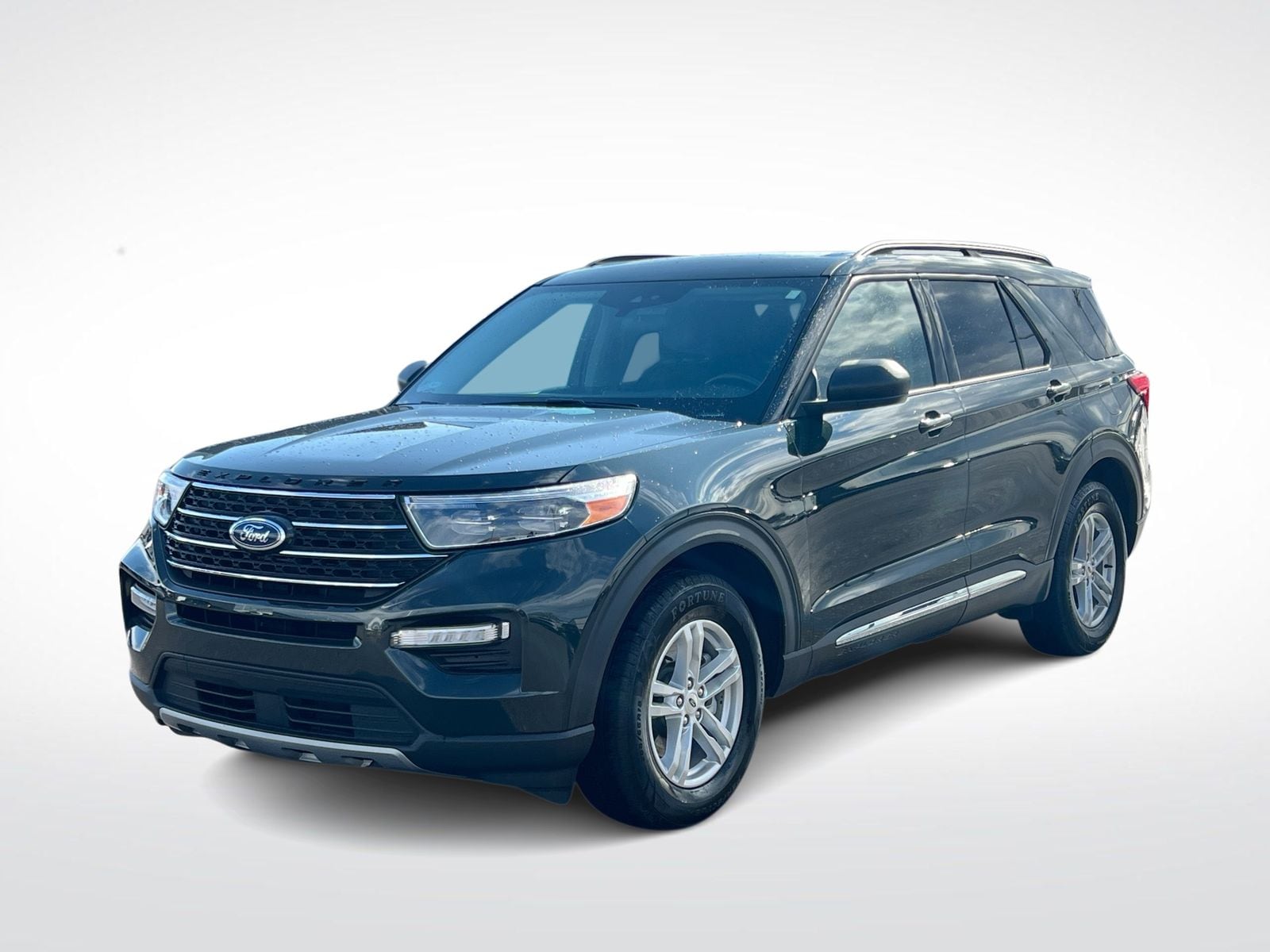 Thumbnail: 2022 Ford Explorer - 4