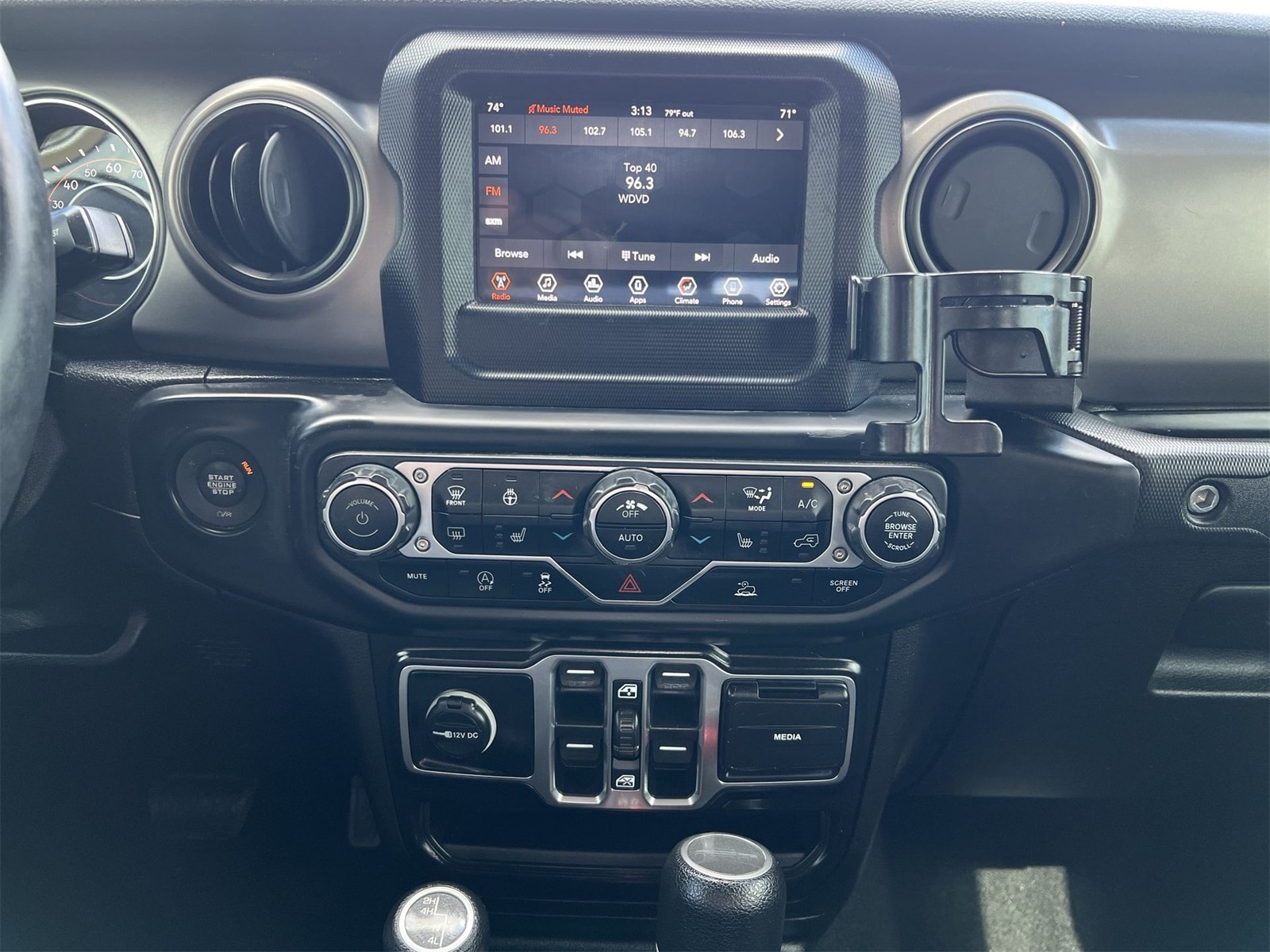 Thumbnail: 2020 Jeep Gladiator - 28