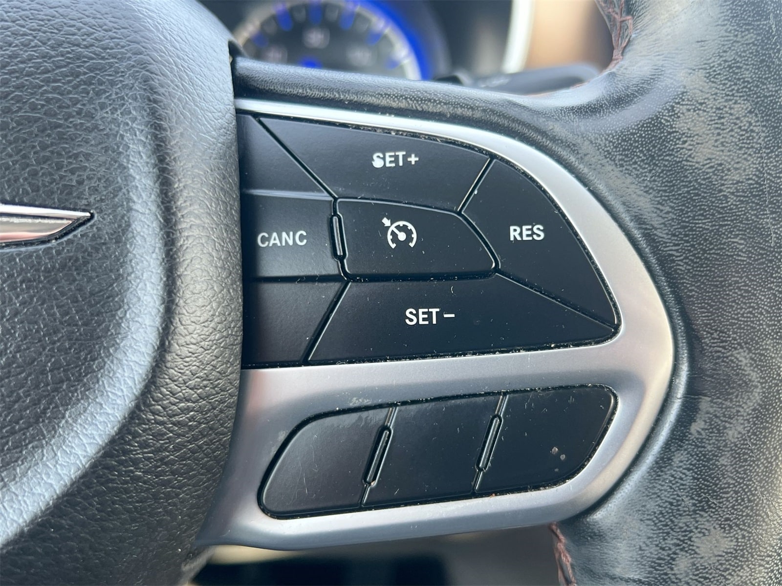 Thumbnail: 2019 Chrysler Pacifica - 25