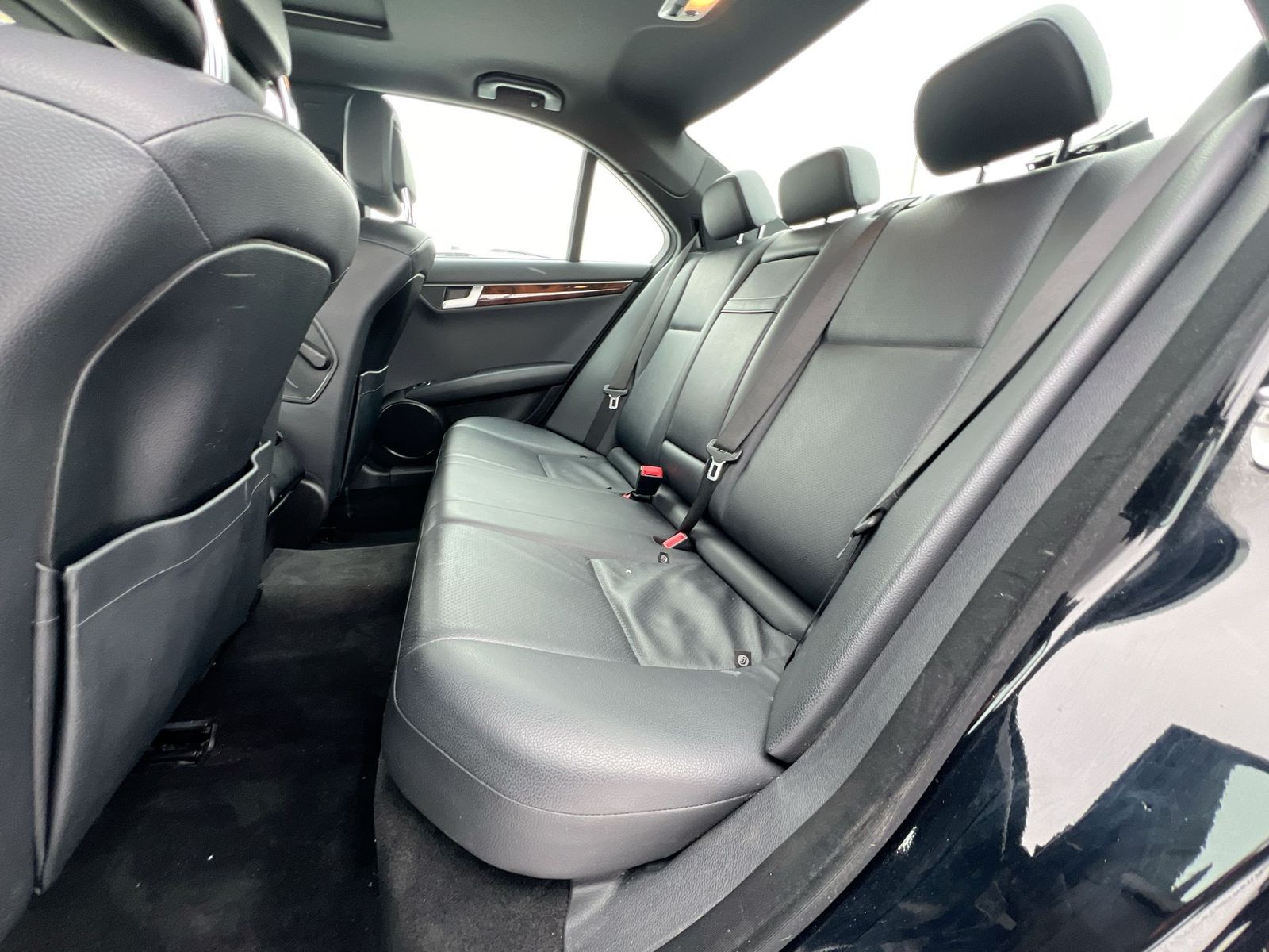 Thumbnail: 2013 Mercedes-Benz C-Class - 19
