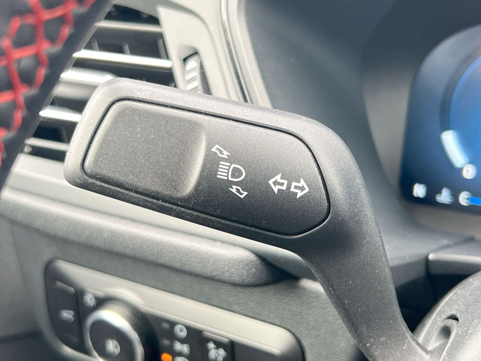 Thumbnail: 2023 Ford Escape - 26