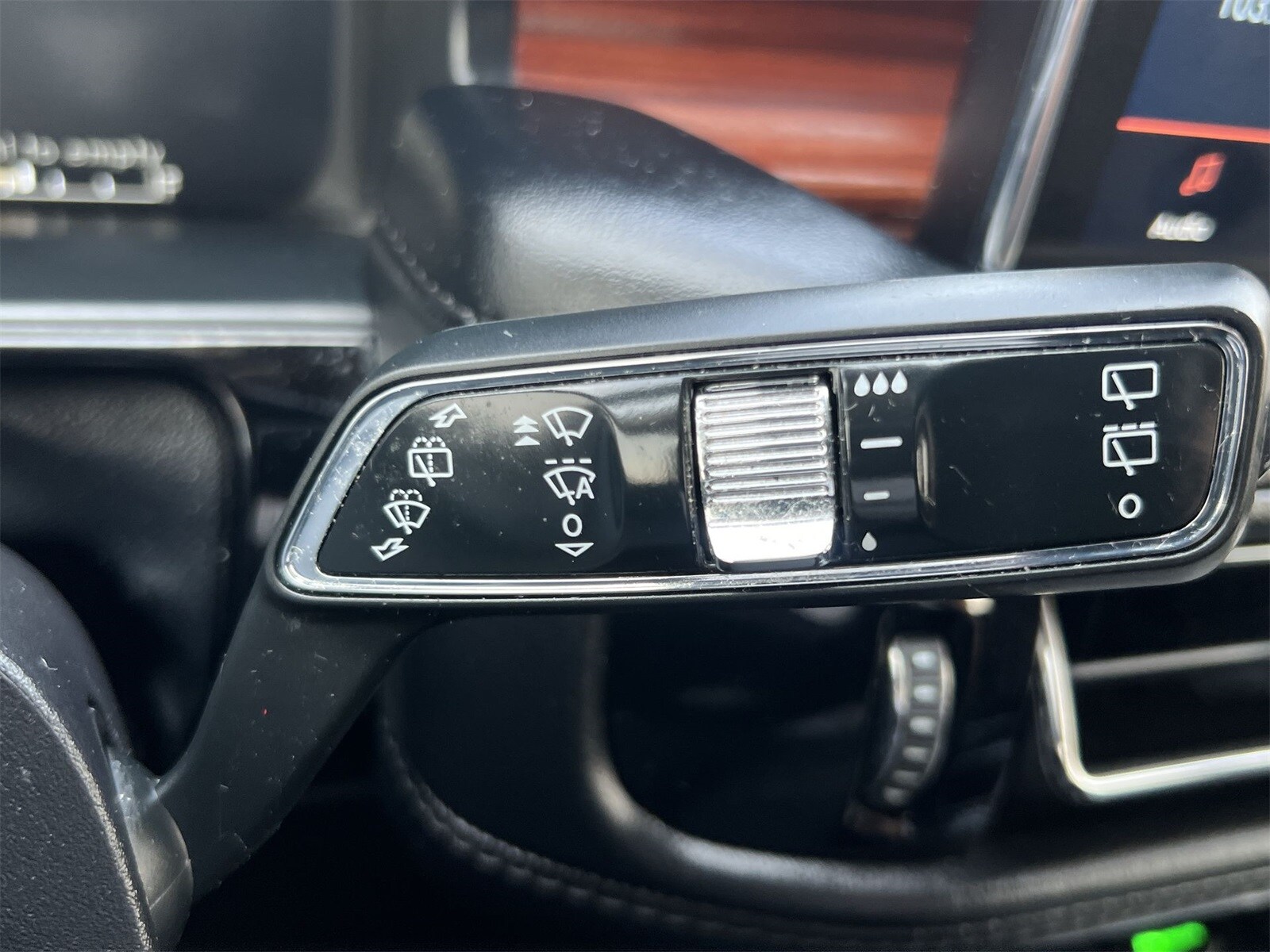 Thumbnail: 2022 Lincoln Nautilus - 26