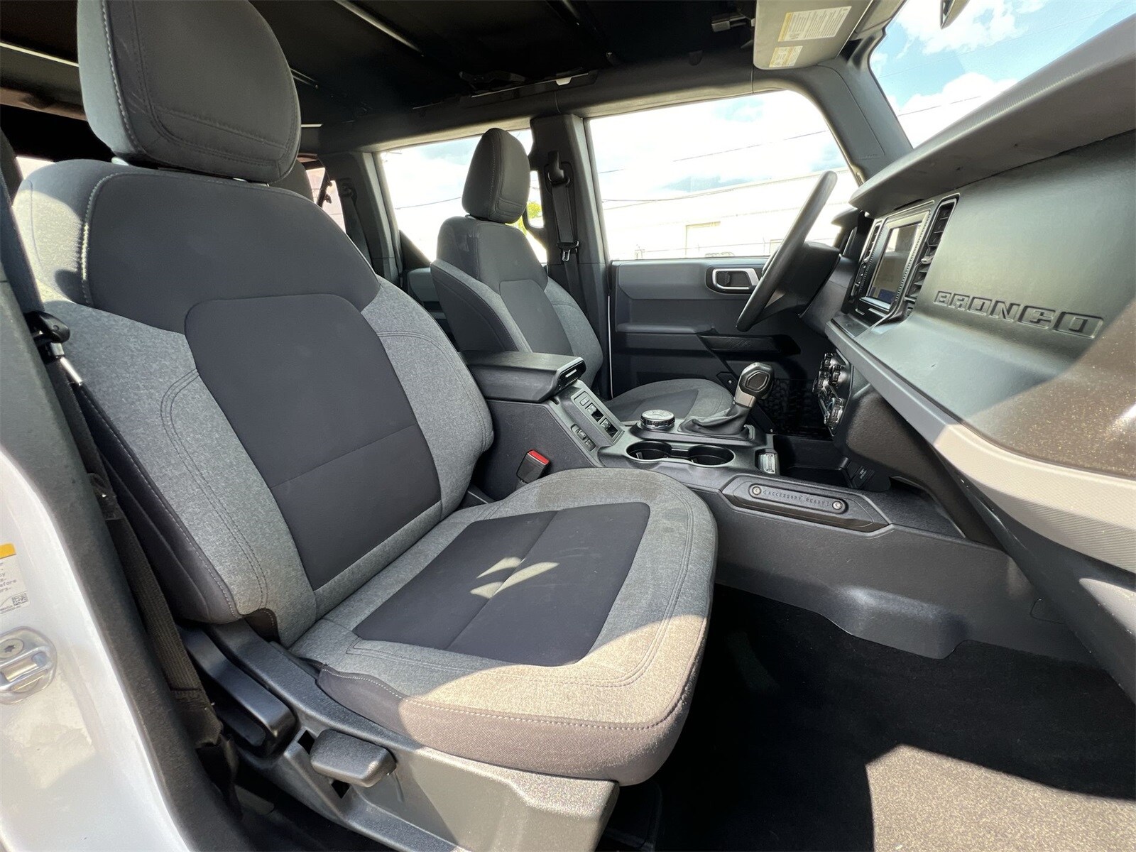 Thumbnail: 2021 Ford Bronco - 22