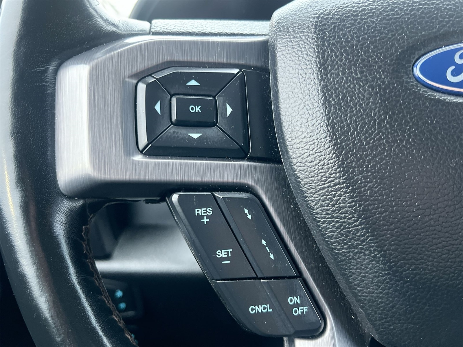 Thumbnail: 2019 Ford Expedition - 23