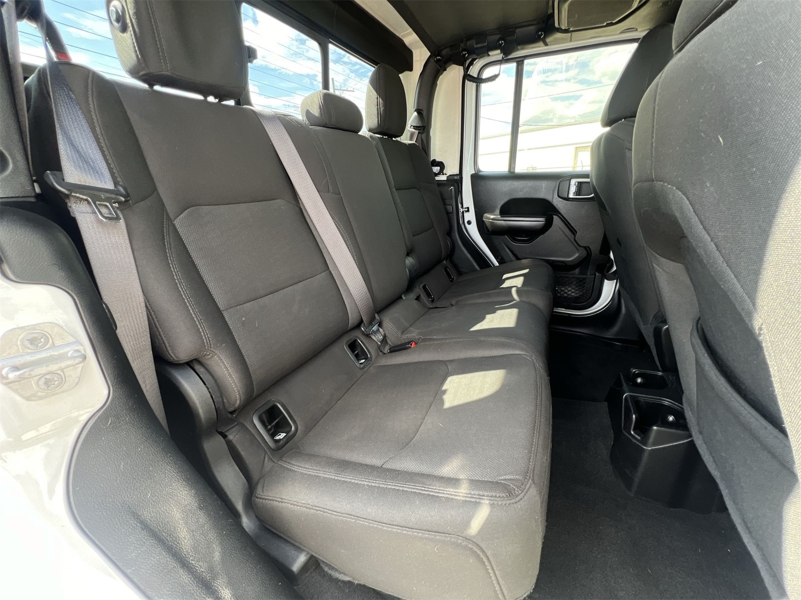 Thumbnail: 2020 Jeep Gladiator - 21